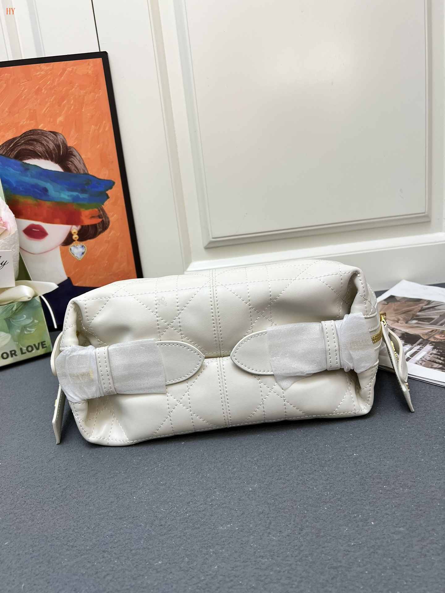 dior white quilted handbag 33x16x15 cm - Image 3