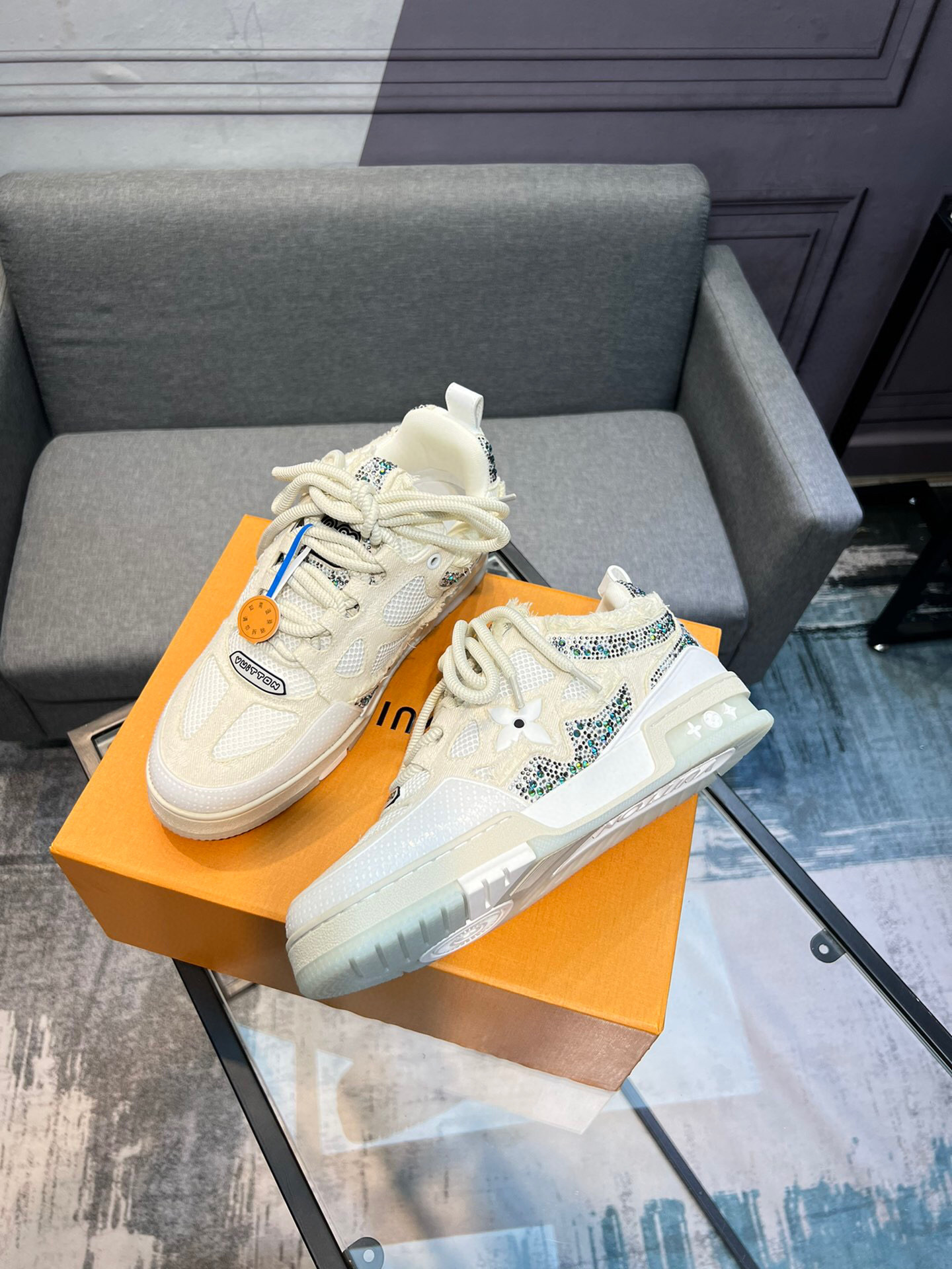 louis vuitton unisex sneakers 35-44 - Image 3