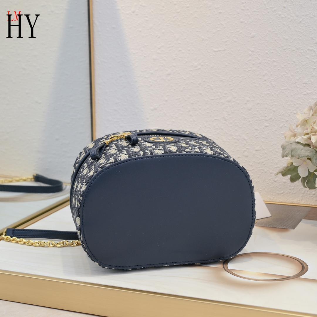 dior 20.5x12.8x13.5 cosmetic bag - model 408052 - Image 3