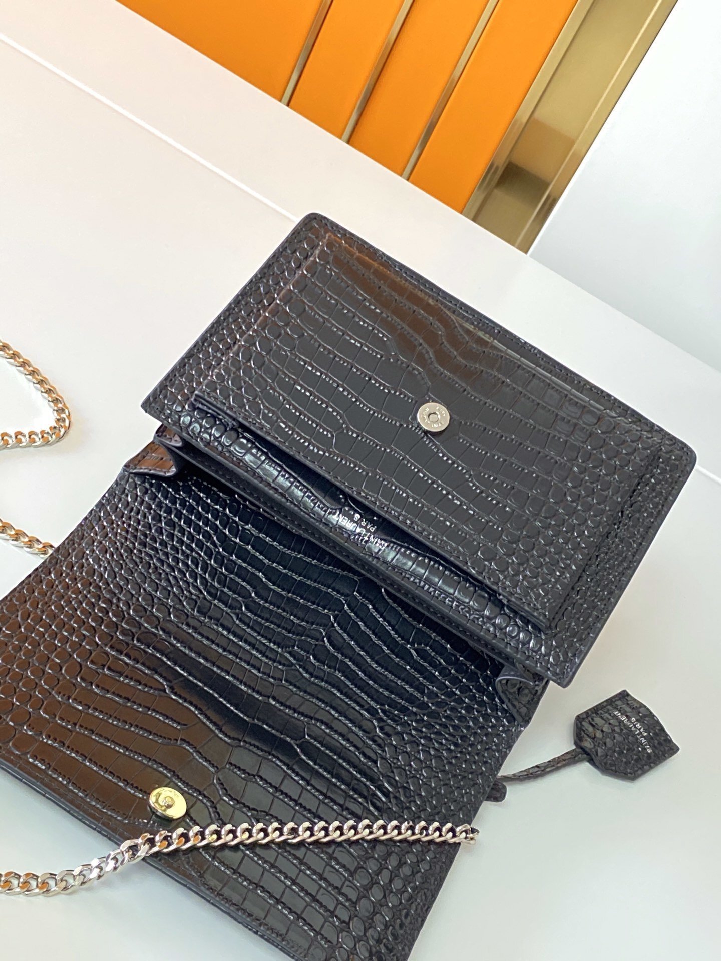 yves saint laurent black croc-embossed bag 22×8×16 - Image 3