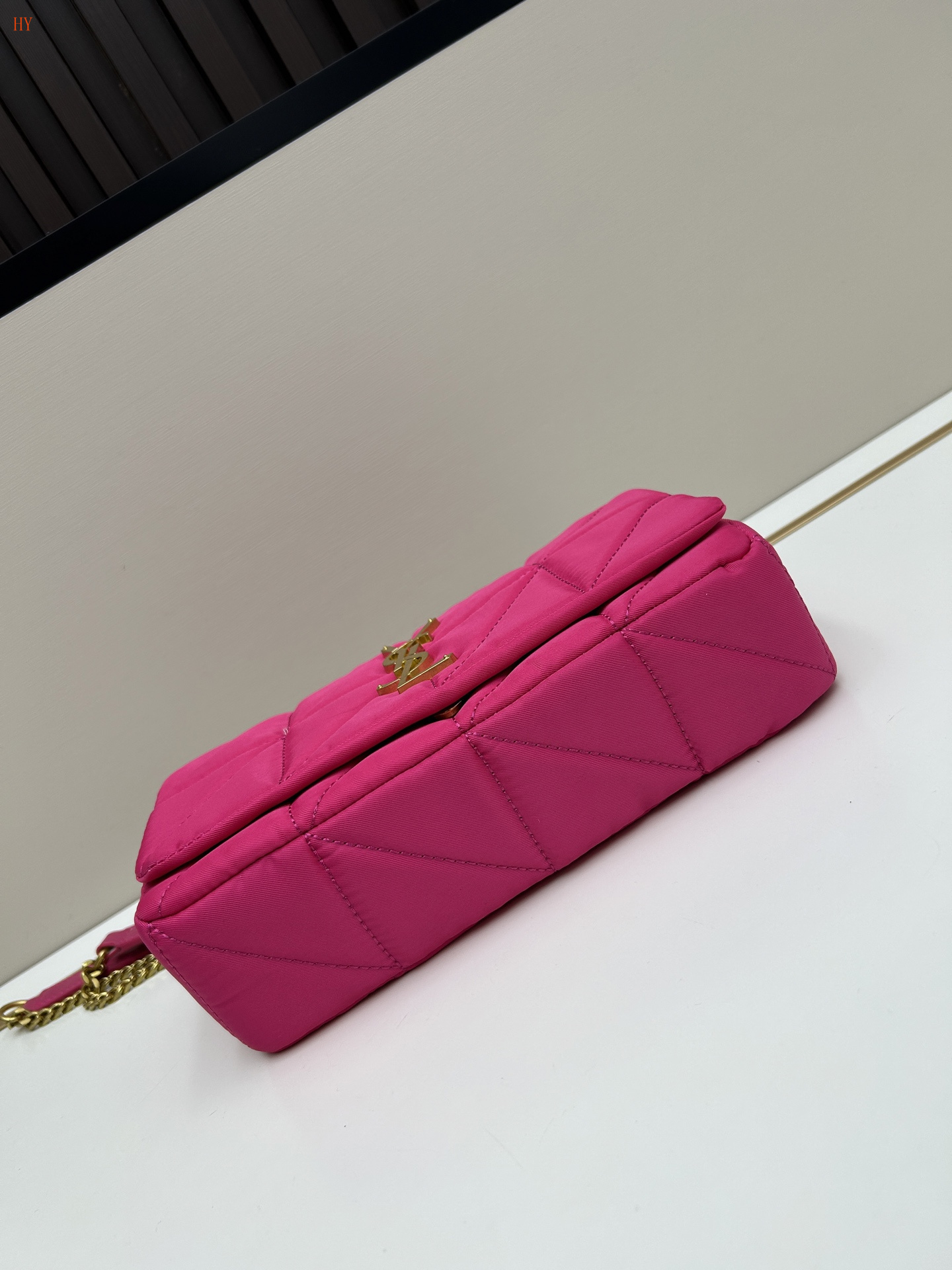 yves saint laurent pink quilted wallet on chain - 25*14*6 cm - Image 3
