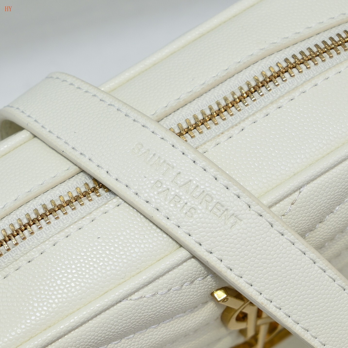 yves saint laurent quilted crossbody bag - 19x11x5 cm - Image 3