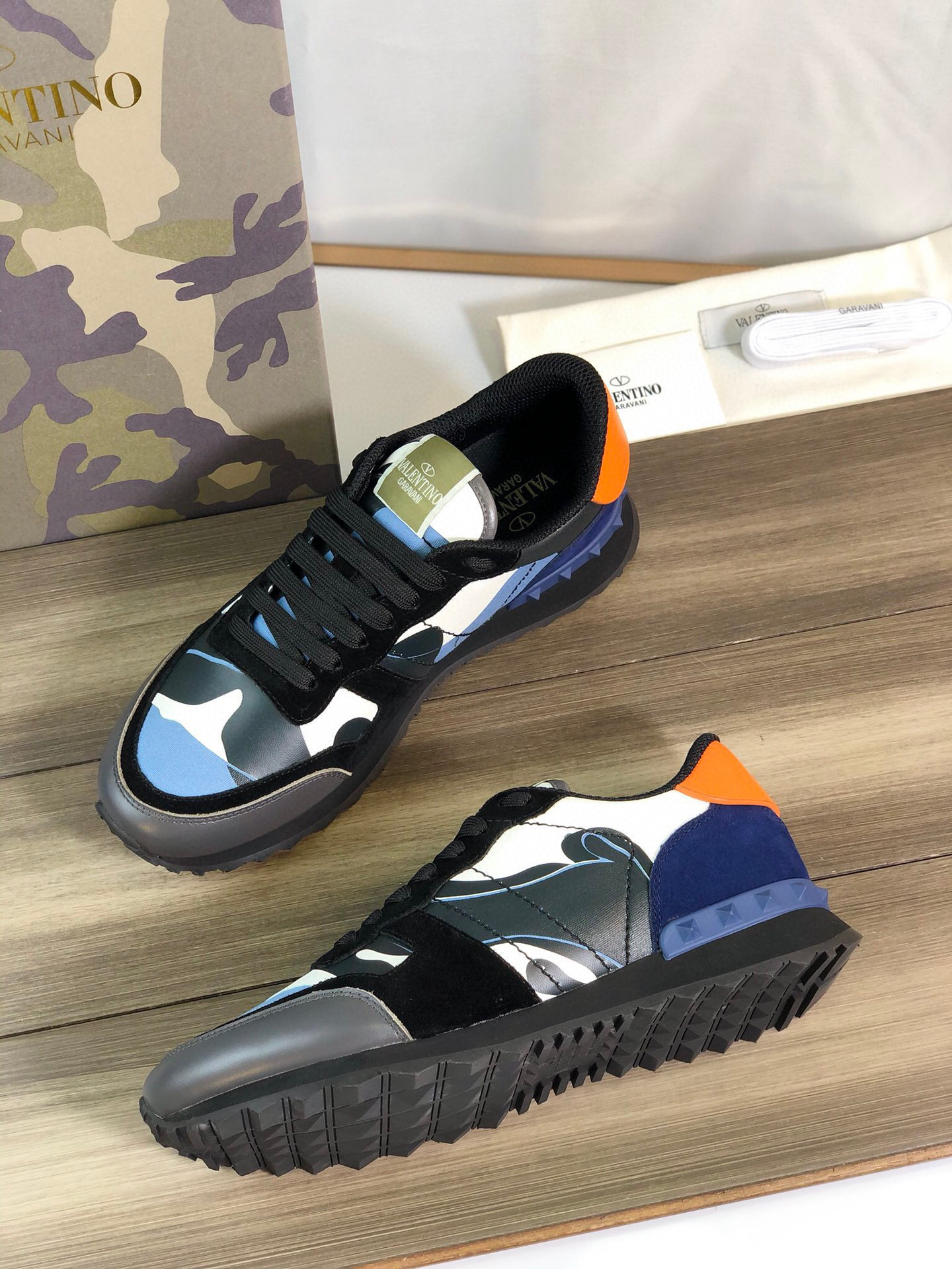 valentino camo sneakers size 38-44 - Image 3