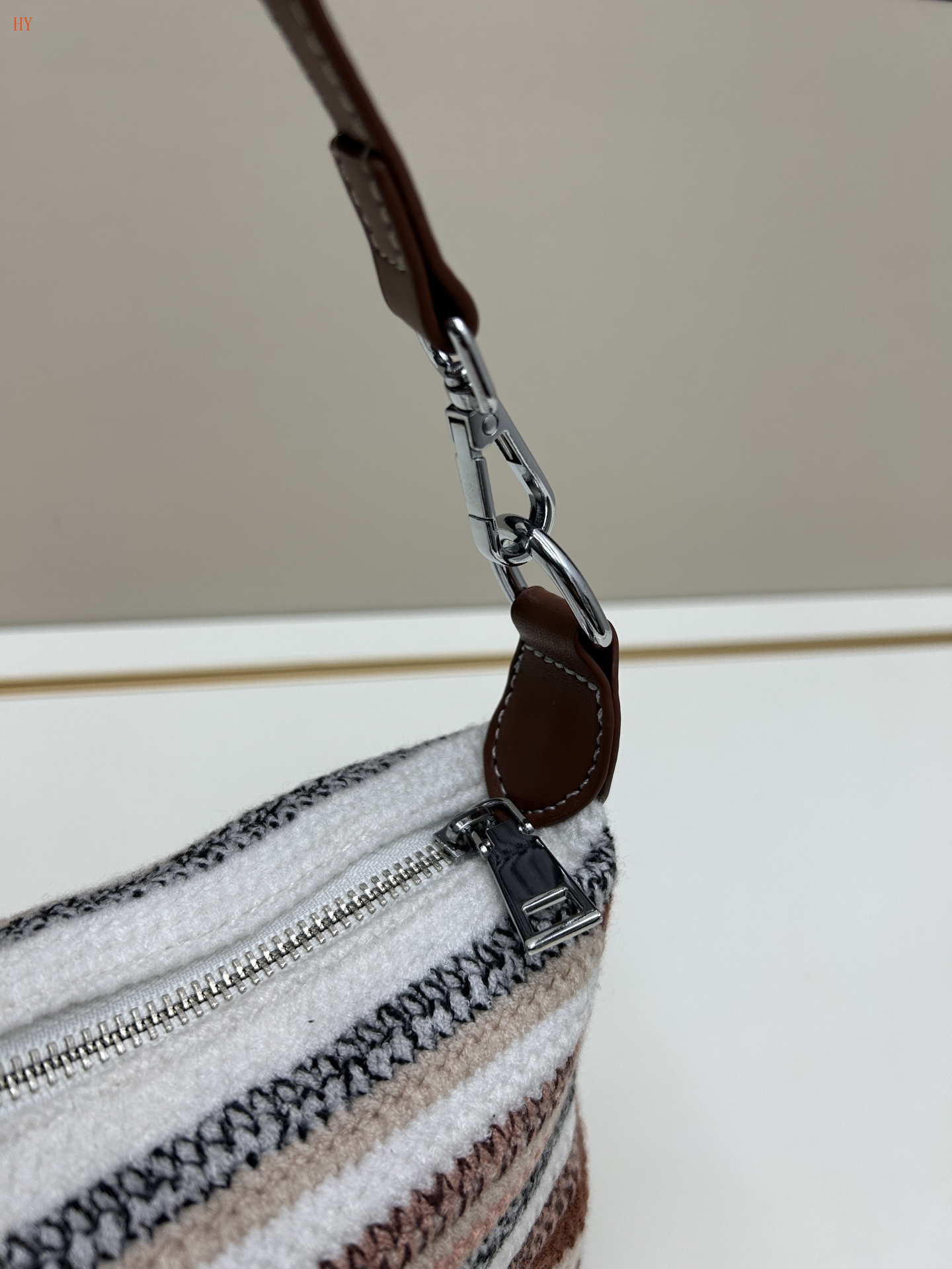 miu miu striped bag 25x15x10 cm - Image 3
