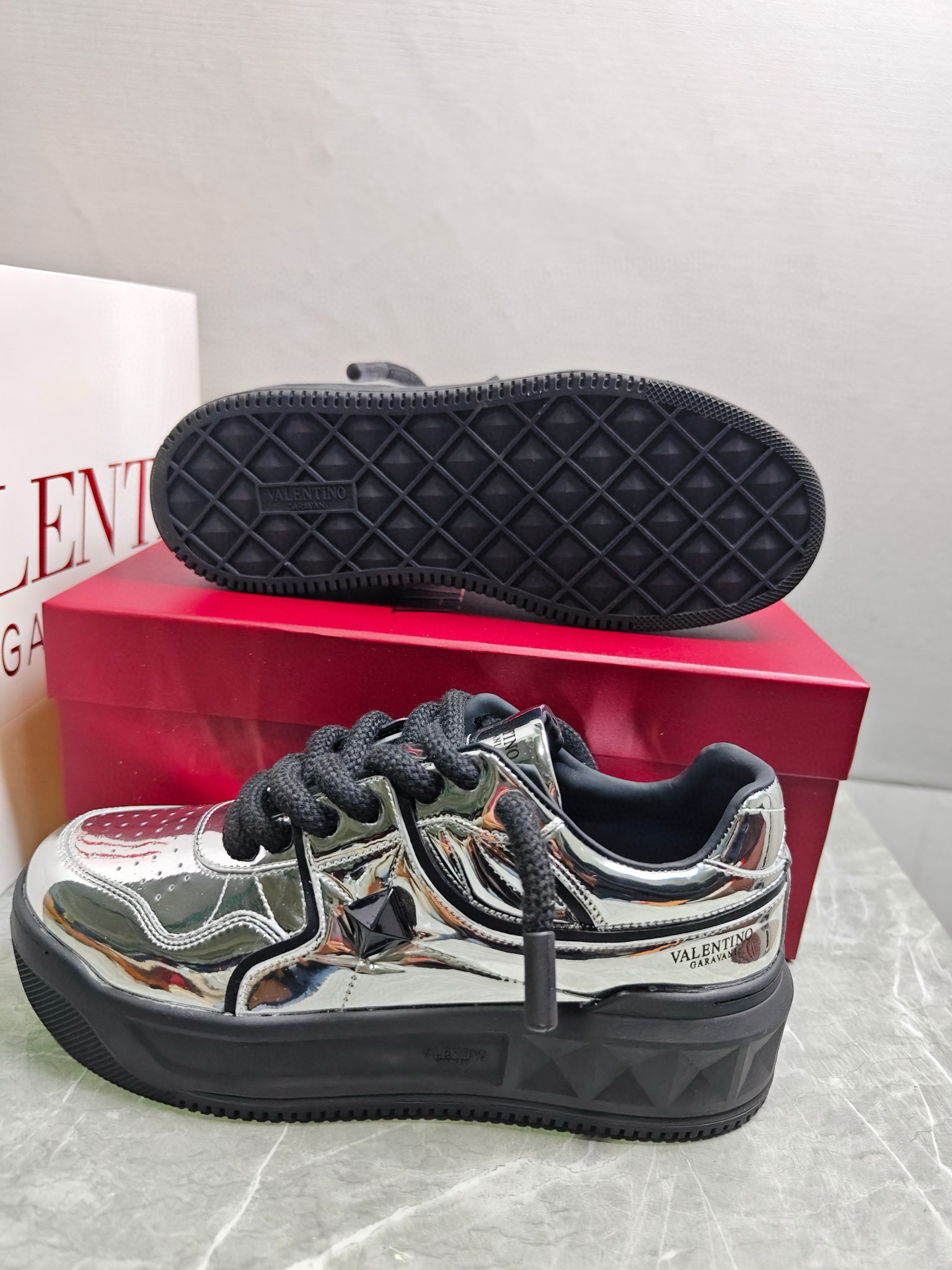 valentino couples sneakers 35/44 - metallic silver - Image 3