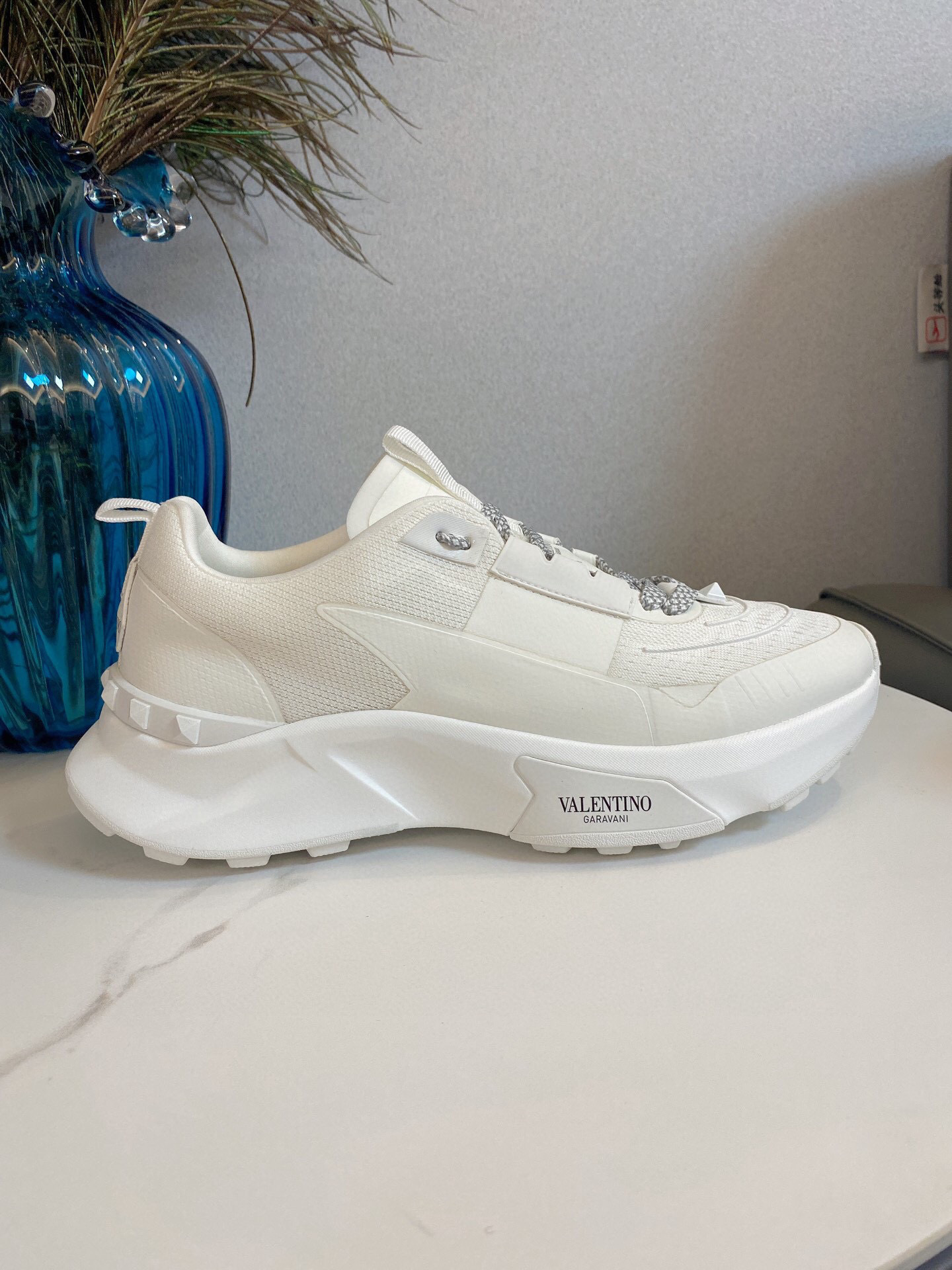 valentino unisex sneakers - size 35-44 - Image 3