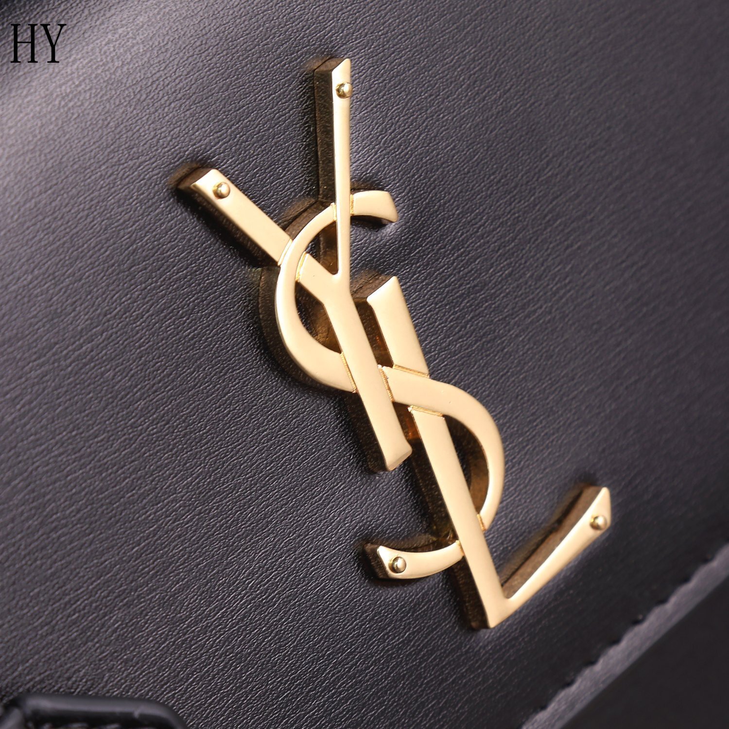 yves saint laurent black leather crossbody bag - 22x16x9 cm - Image 3