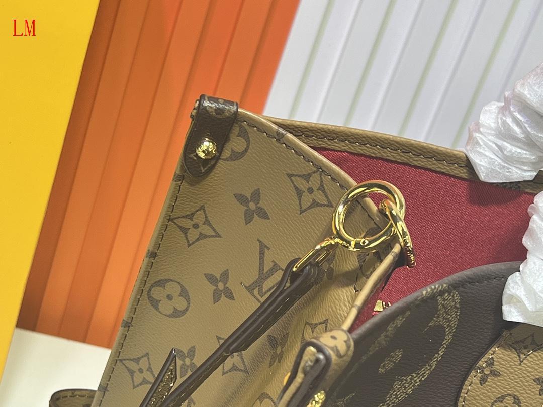 louis vuitton monogram tote bag 43*33*18.5 - Image 4