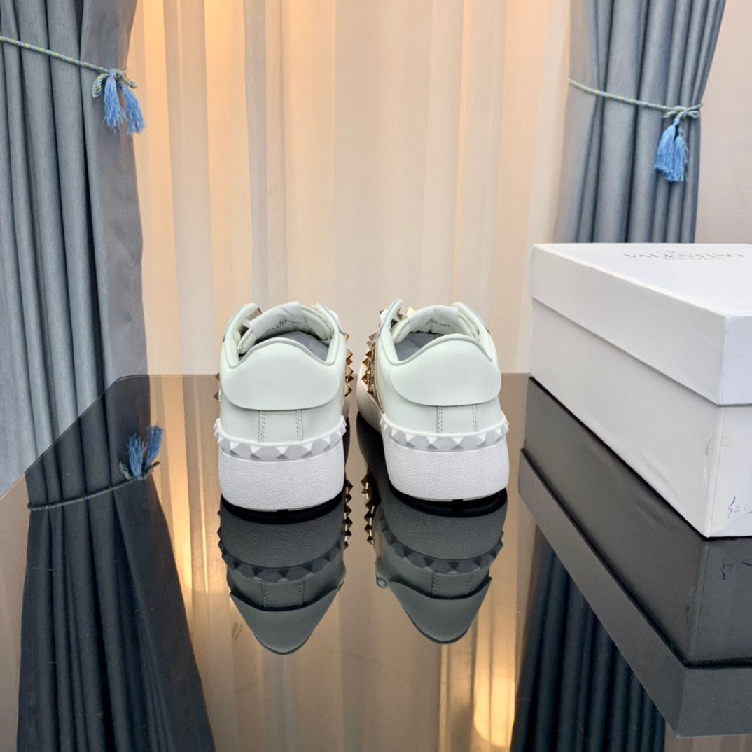 valentino couples sneakers 35-44 with studded strap - Image 4