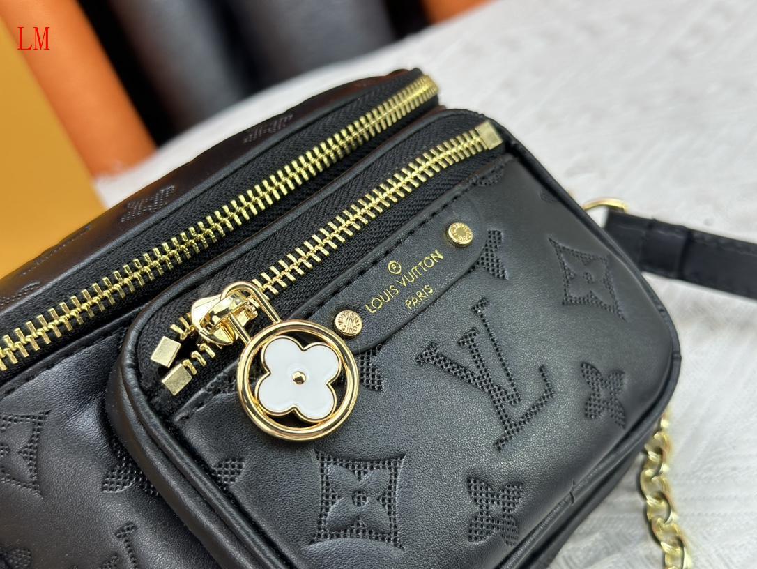 louis vuitton black monogram crossbody bag 17*12*9.5 - Image 4