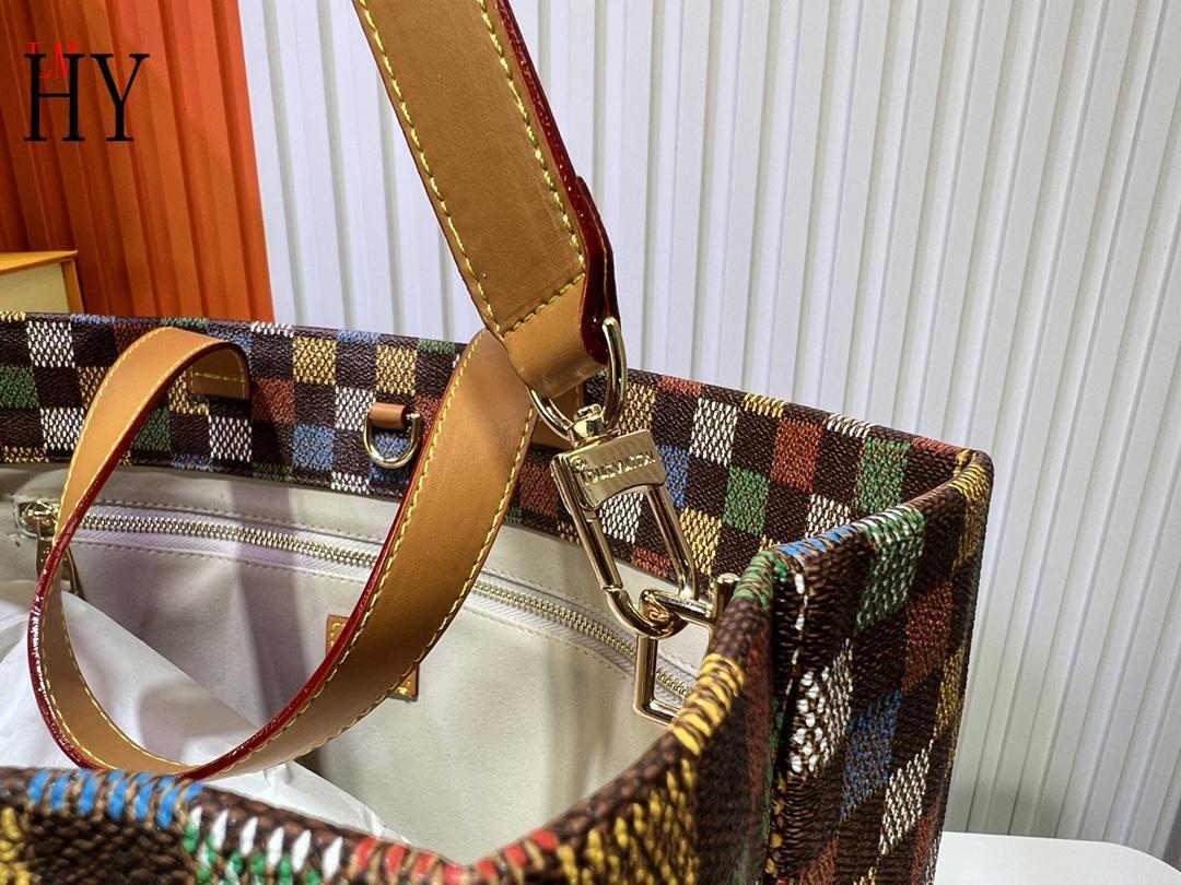 louis vuitton monogram tote bag 40*32*16 - Image 4