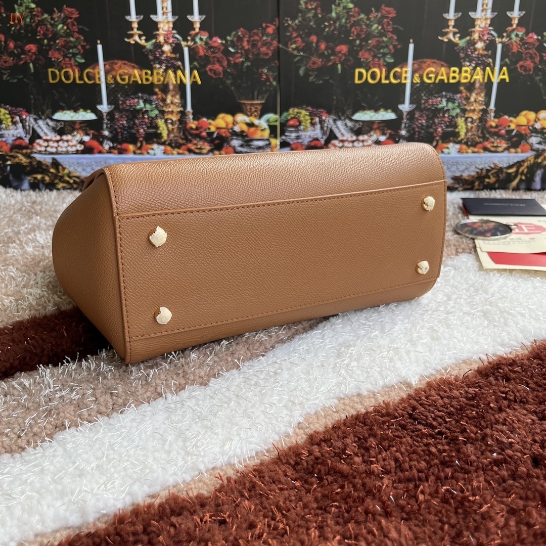 dolce & gabbana handbag 25x20x12 cm - elegant tan - Image 4