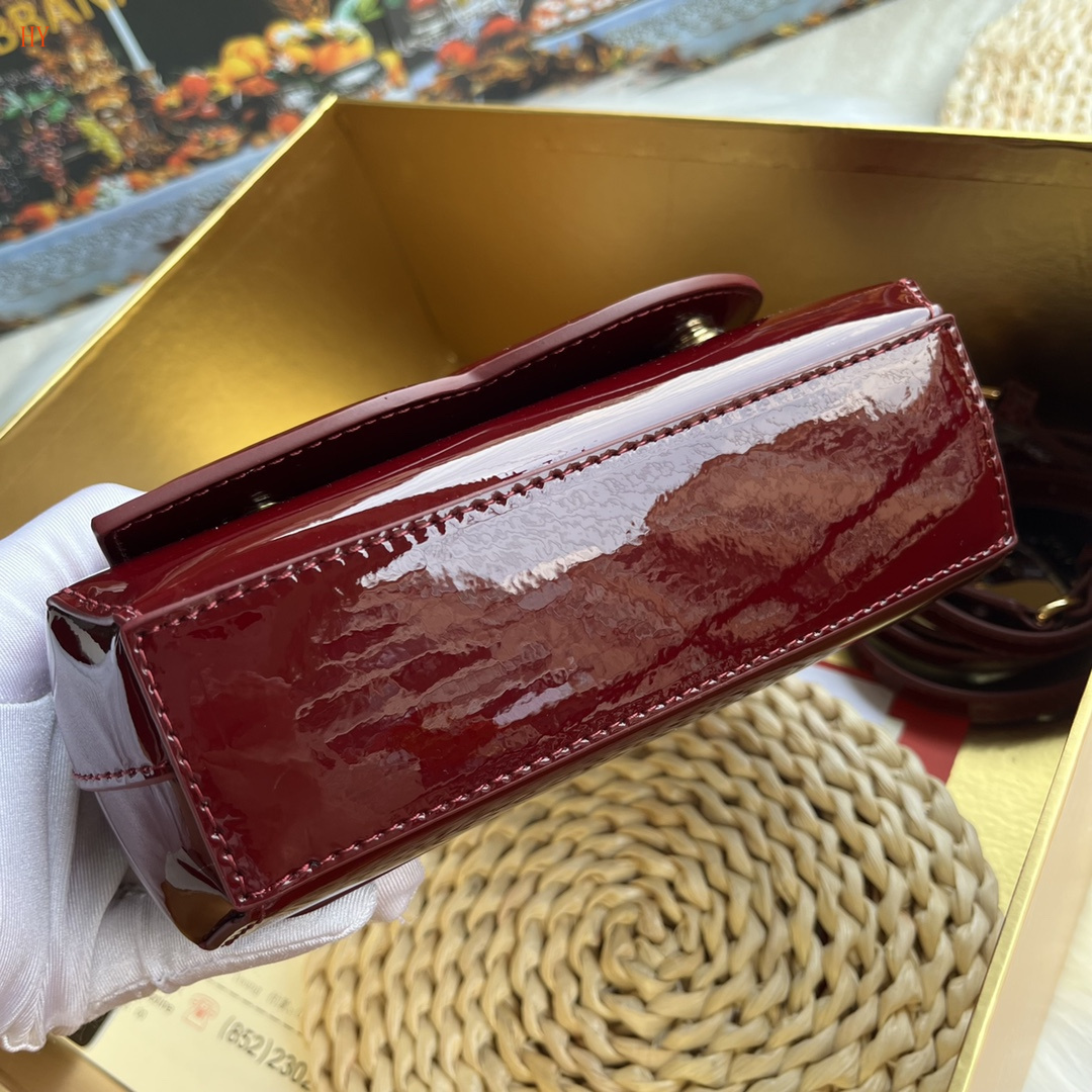 dolce & gabbana dg logo handbag - 17.5x13.5x6.5 - Image 4