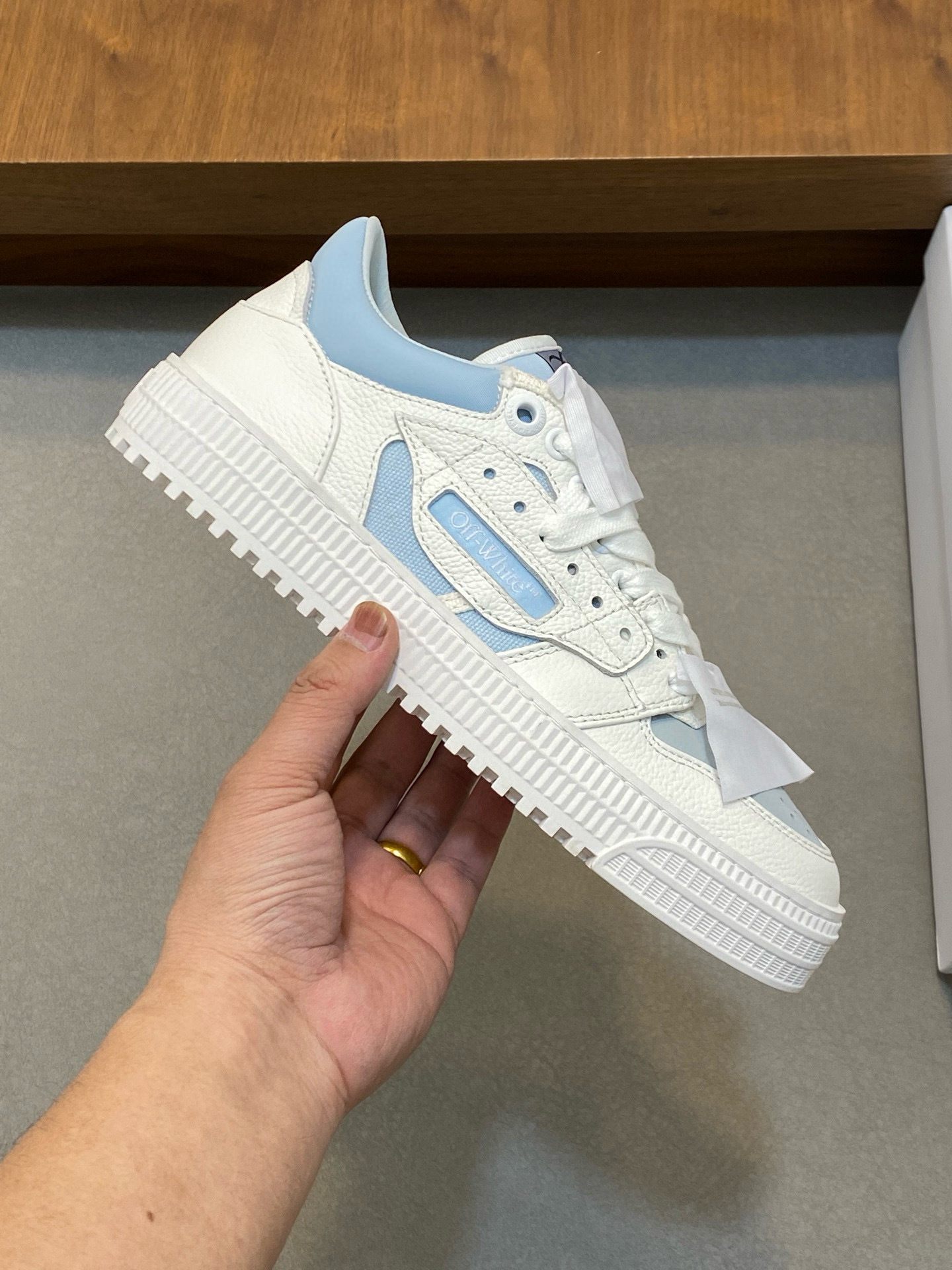 off-white couples sneakers 36/44 - stylish and comfortable - Image 4
