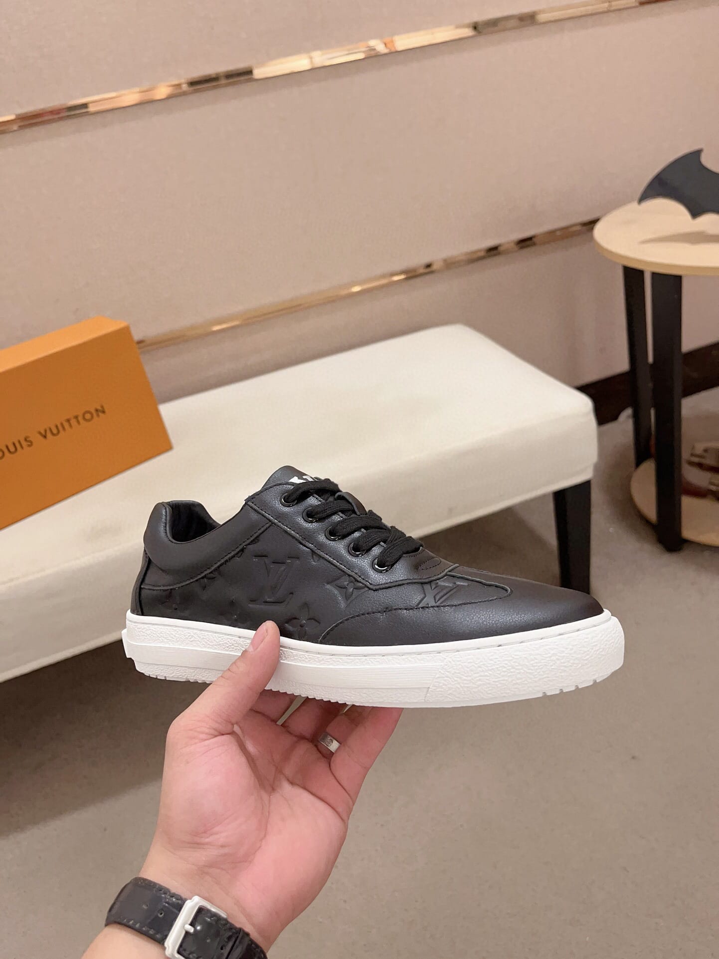 louis vuitton casual shoes in black, size 38-44 - Image 4
