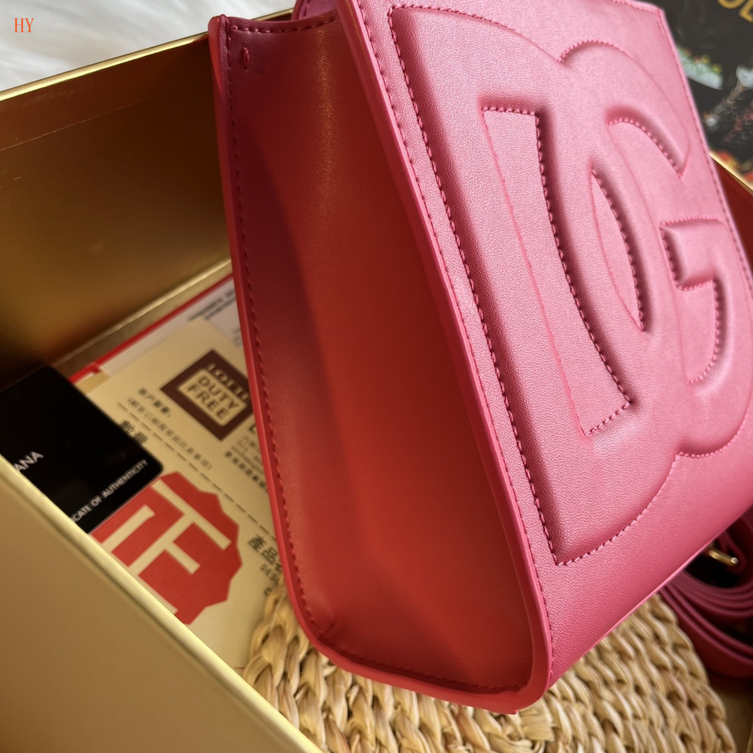 dolce & gabbana pink dg logo handbag 17.5x16.5x8 cm - Image 4