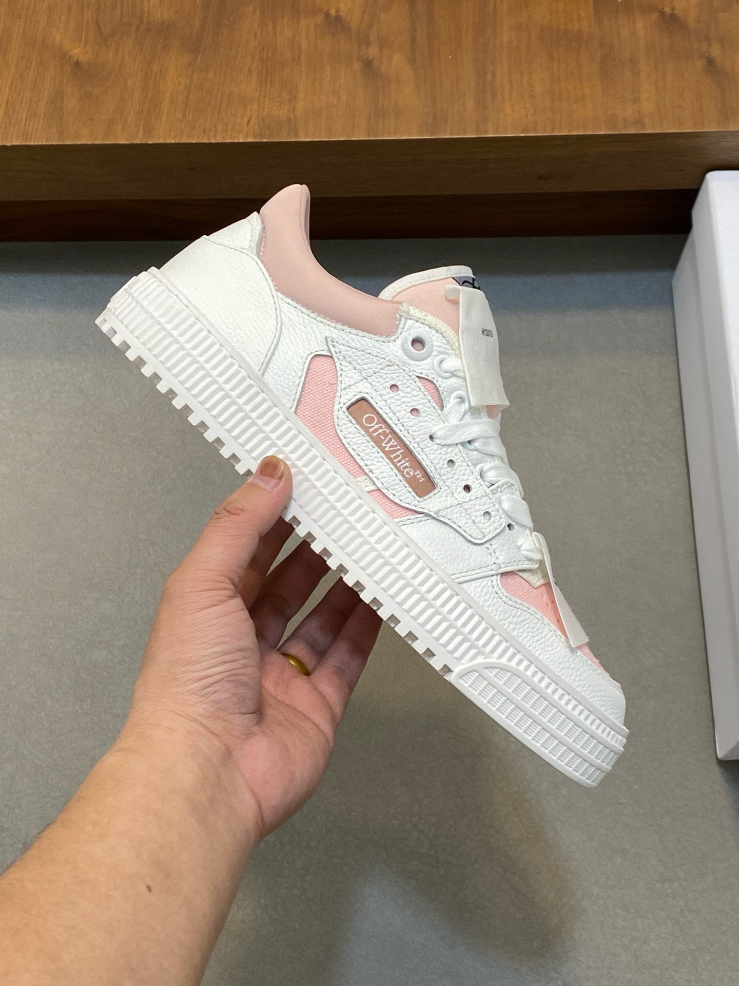 off-white couples sneakers 36/44 - stylish and trendy - Image 4