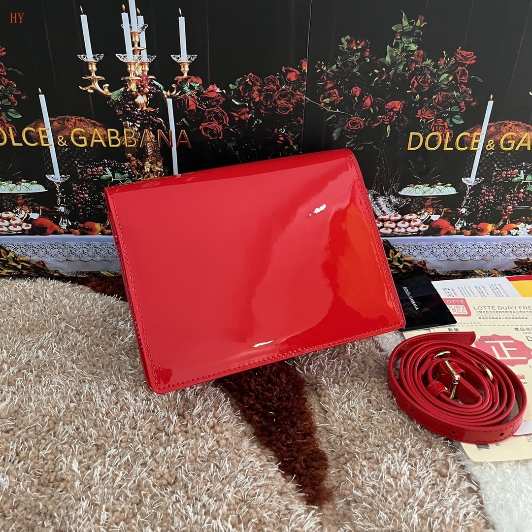 dolce & gabbana red logo bag 20x16x5.5 cm - 532024 - Image 4