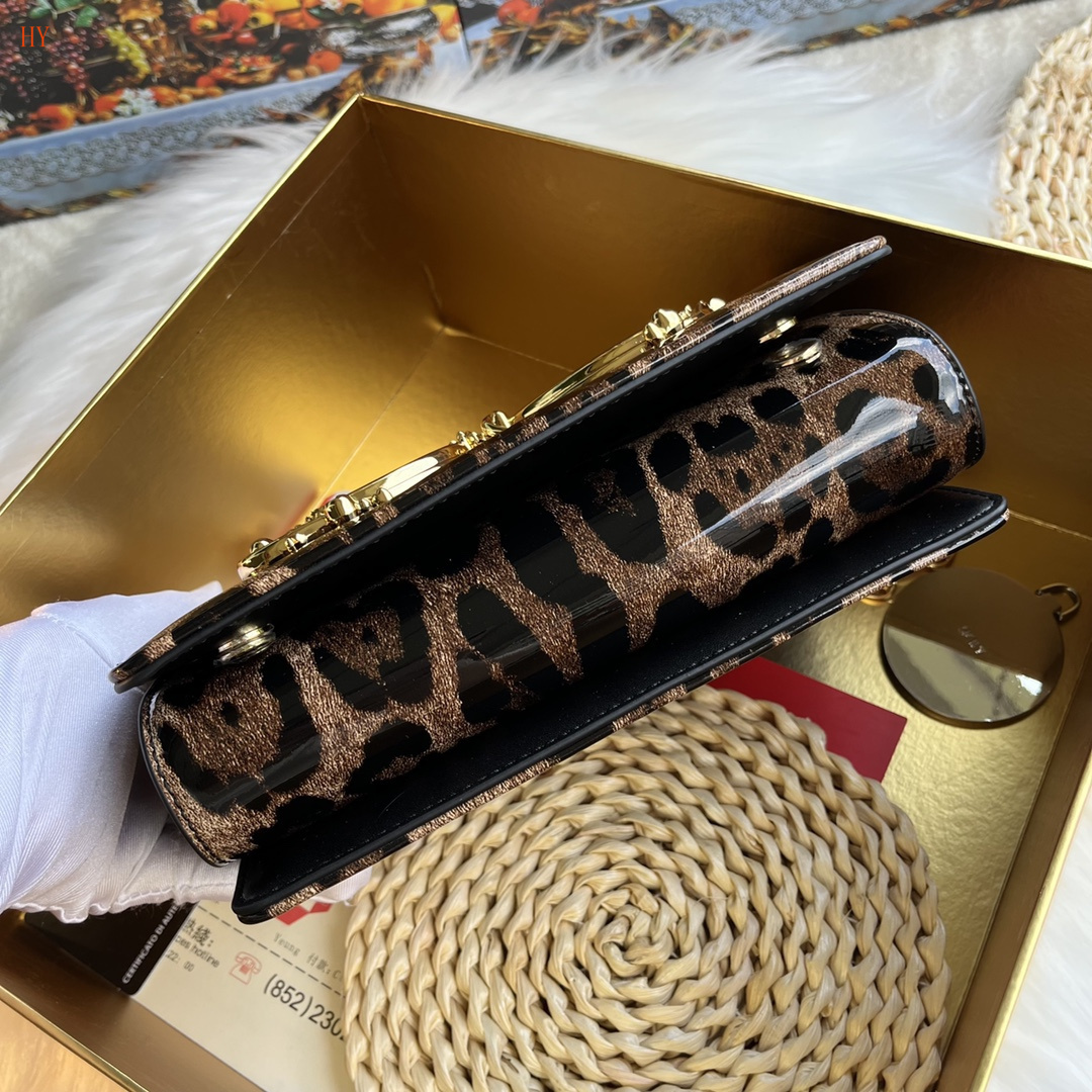 dolce & gabbana leopard print bag 21*15*4 - Image 4