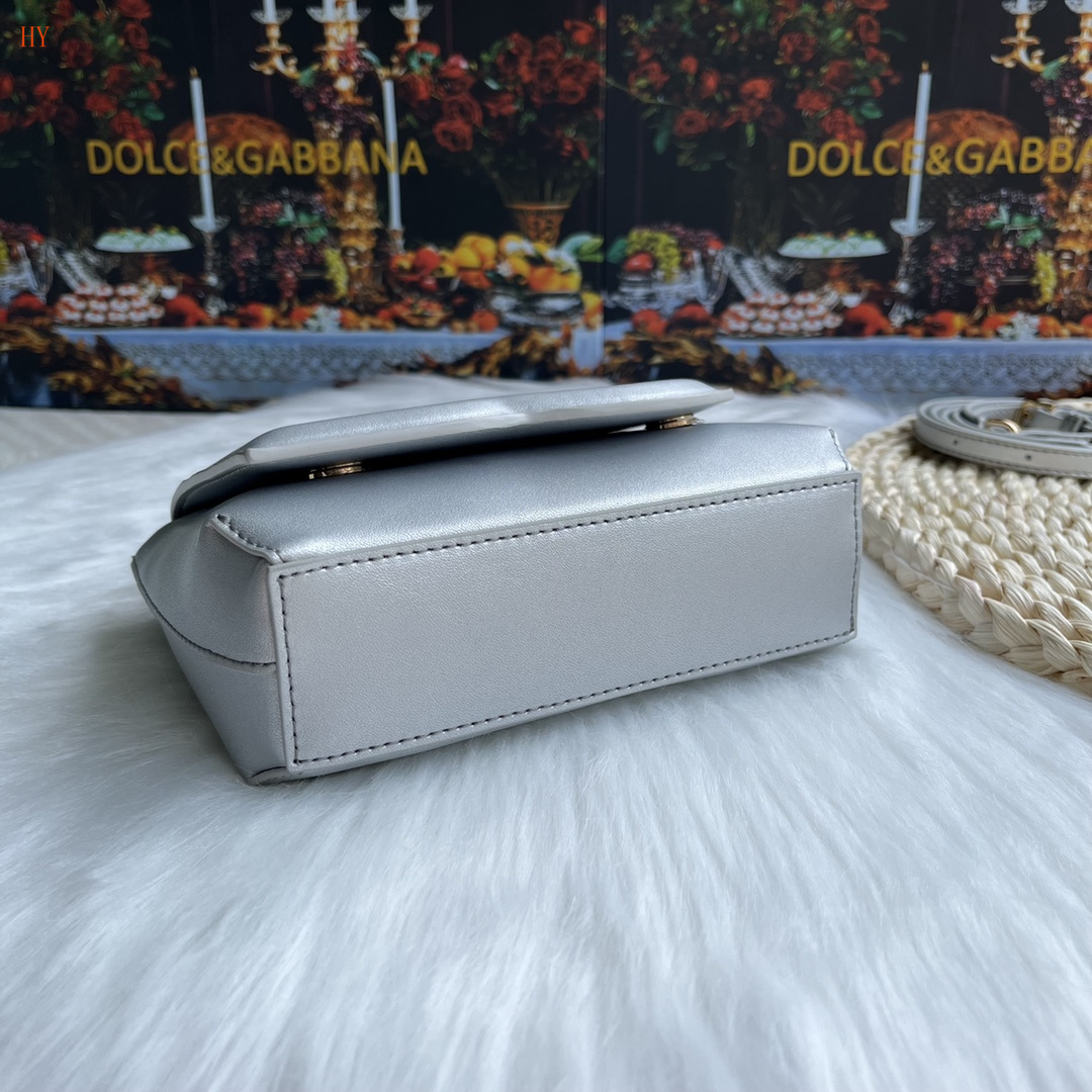 dolce & gabbana silver dg logo handbag 17.5x13.5x6.5 - Image 4