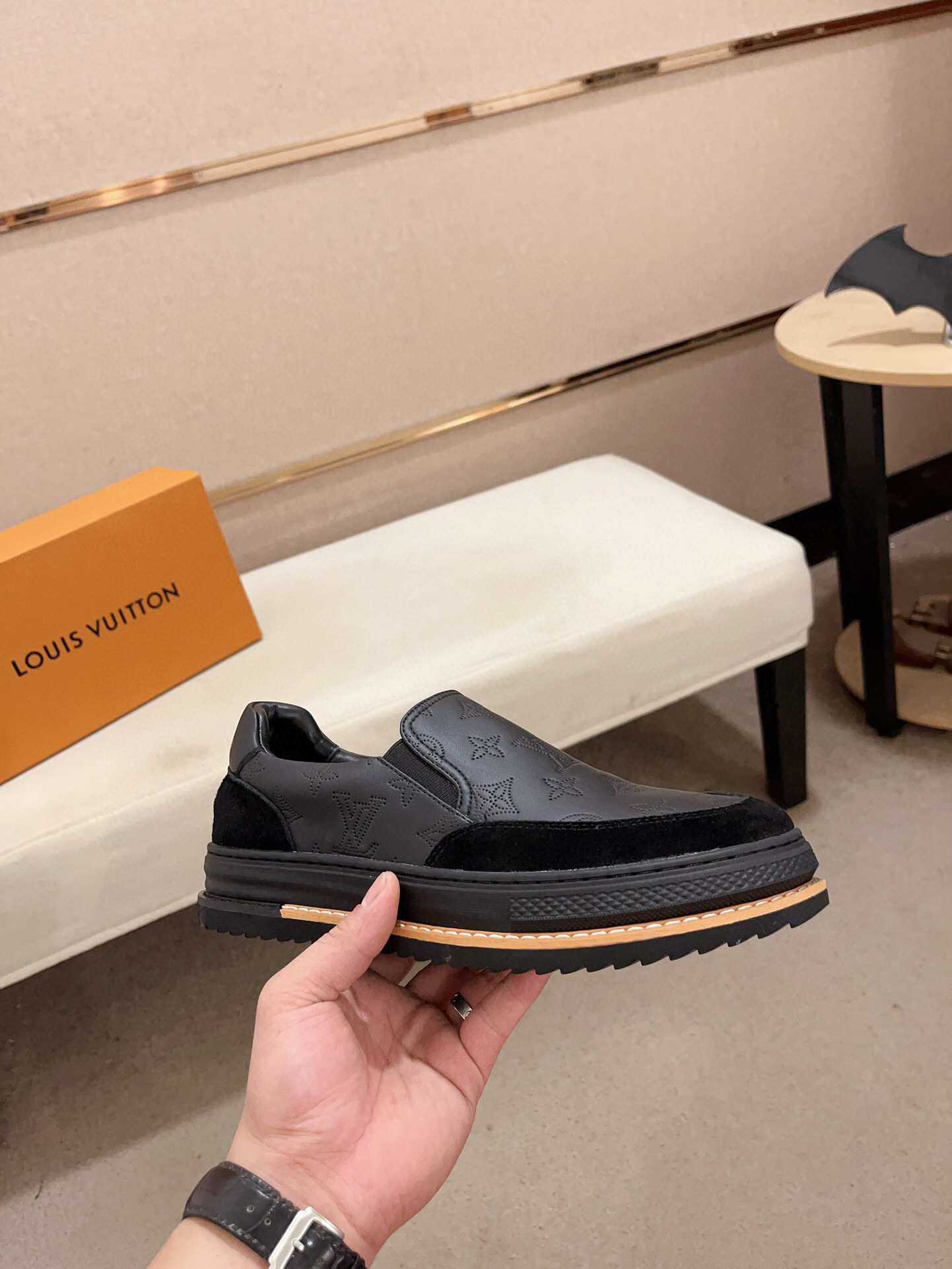 louis vuitton casual shoes size 38-44 - Image 4