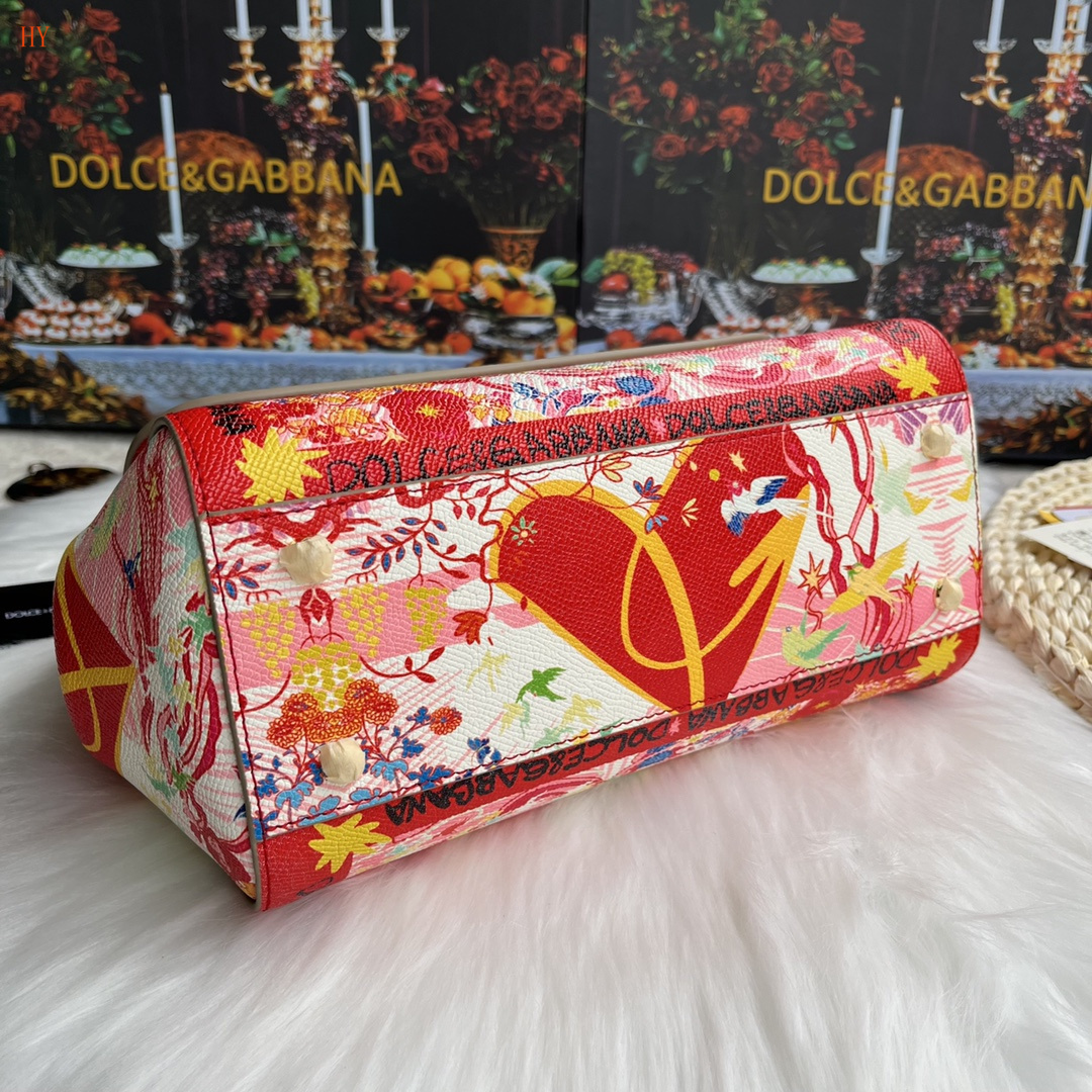 dolce & gabbana floral heart print handbag 25*20*12 - Image 4