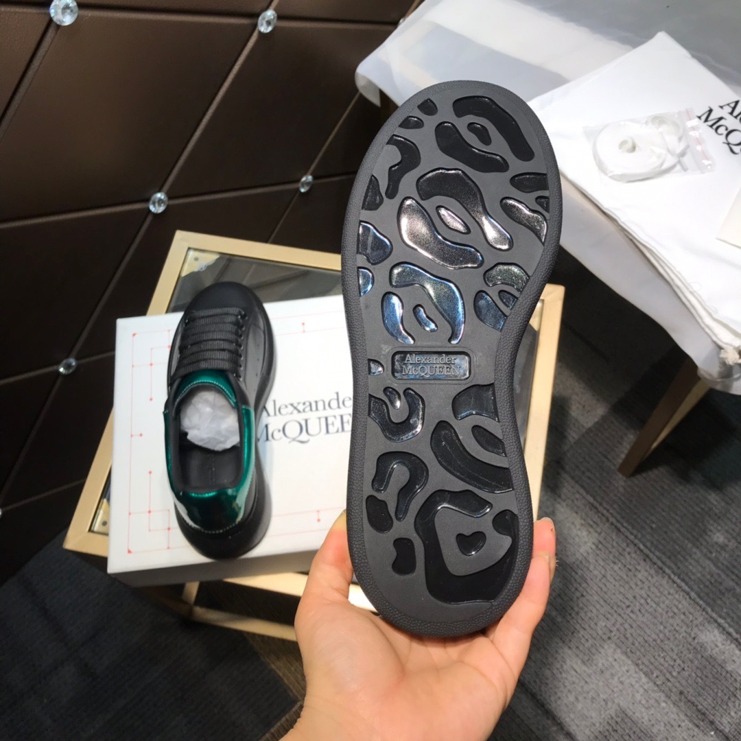 alexander mcqueen black sneakers with teal accents 35-44 - Image 4