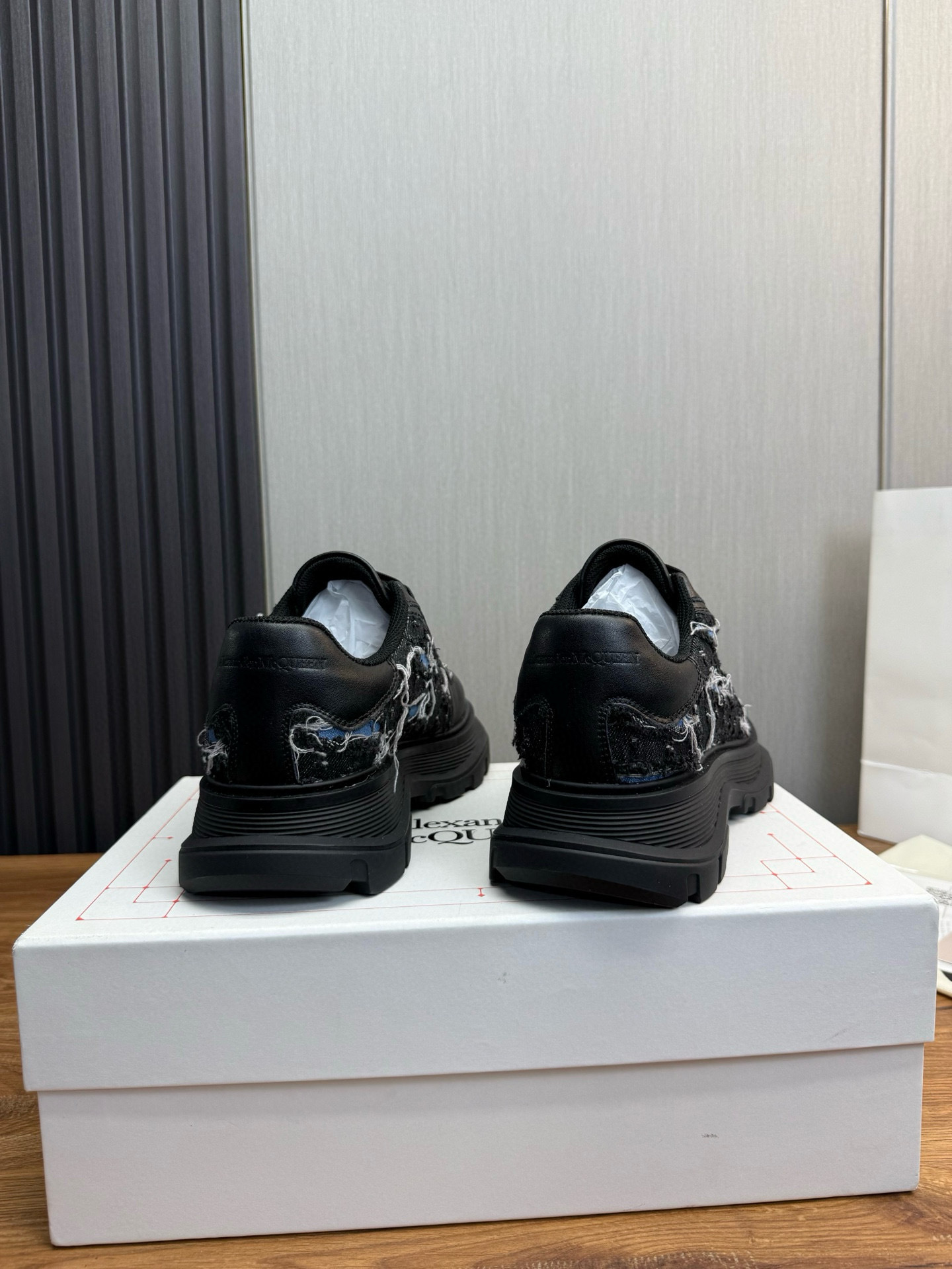 alexander mcqueen couple sneakers 35/44 - black - Image 4