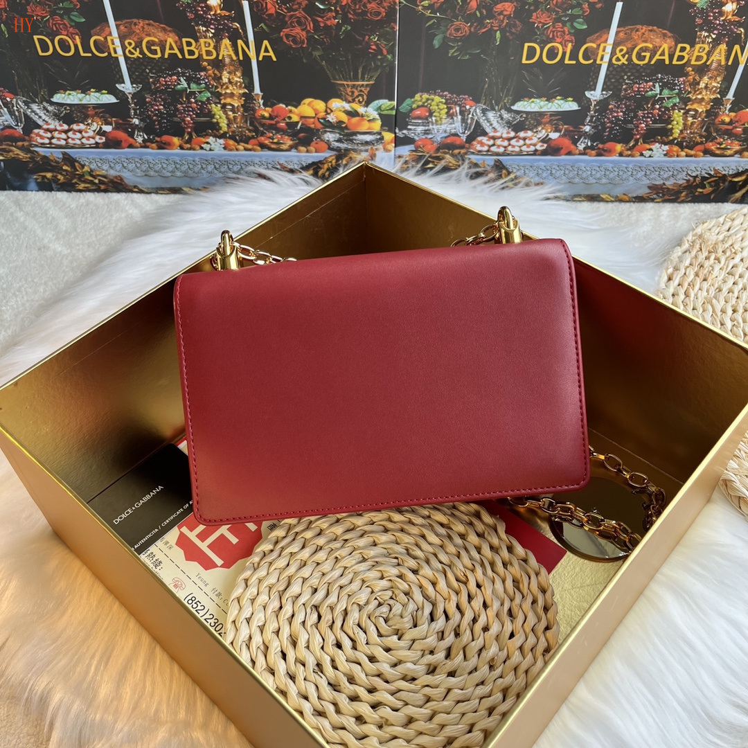 dolce & gabbana dg logo red leather bag 21x15x4 cm - Image 4