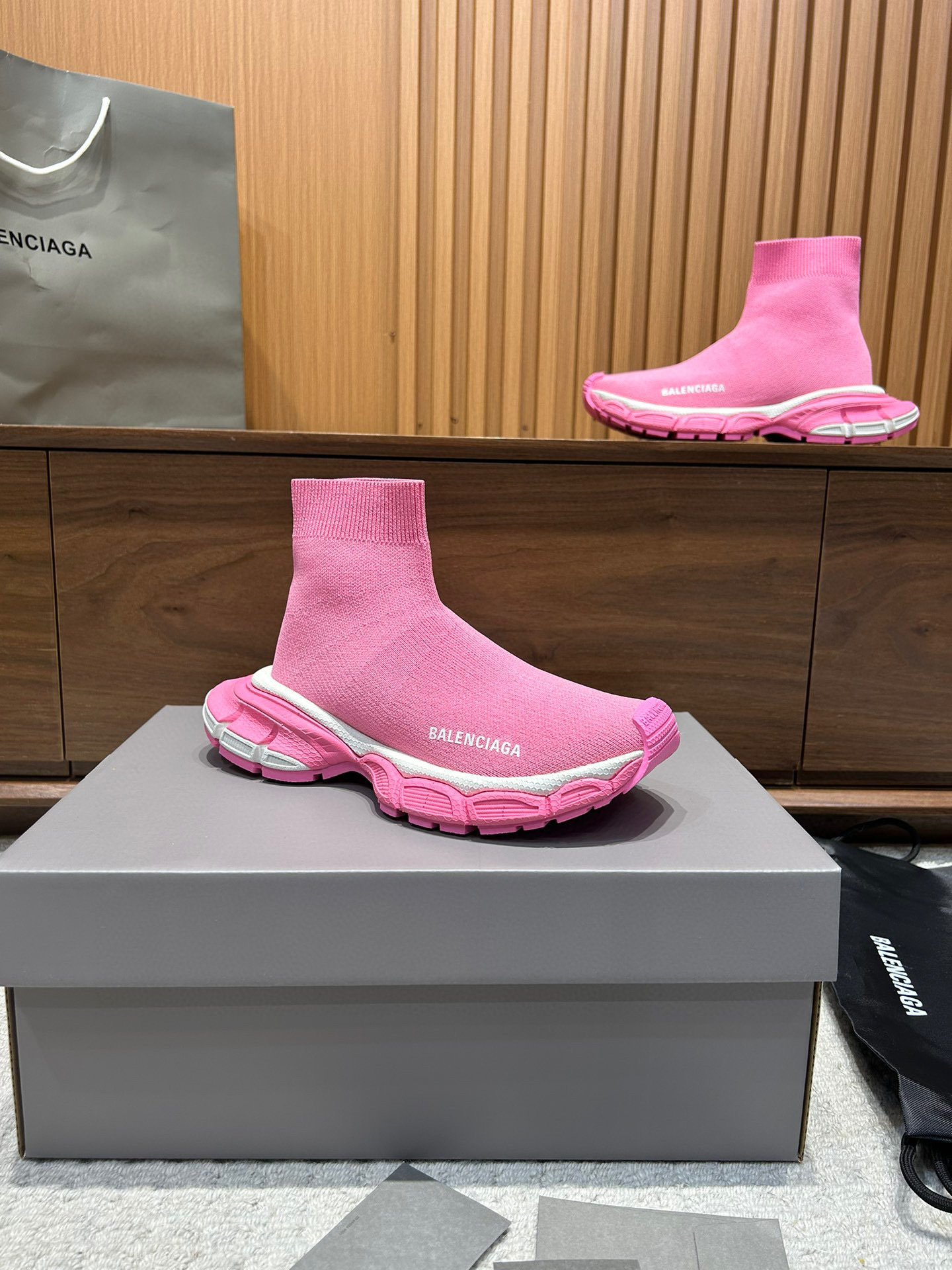 balenciaga pink sock sneakers size 35-44 - Image 4