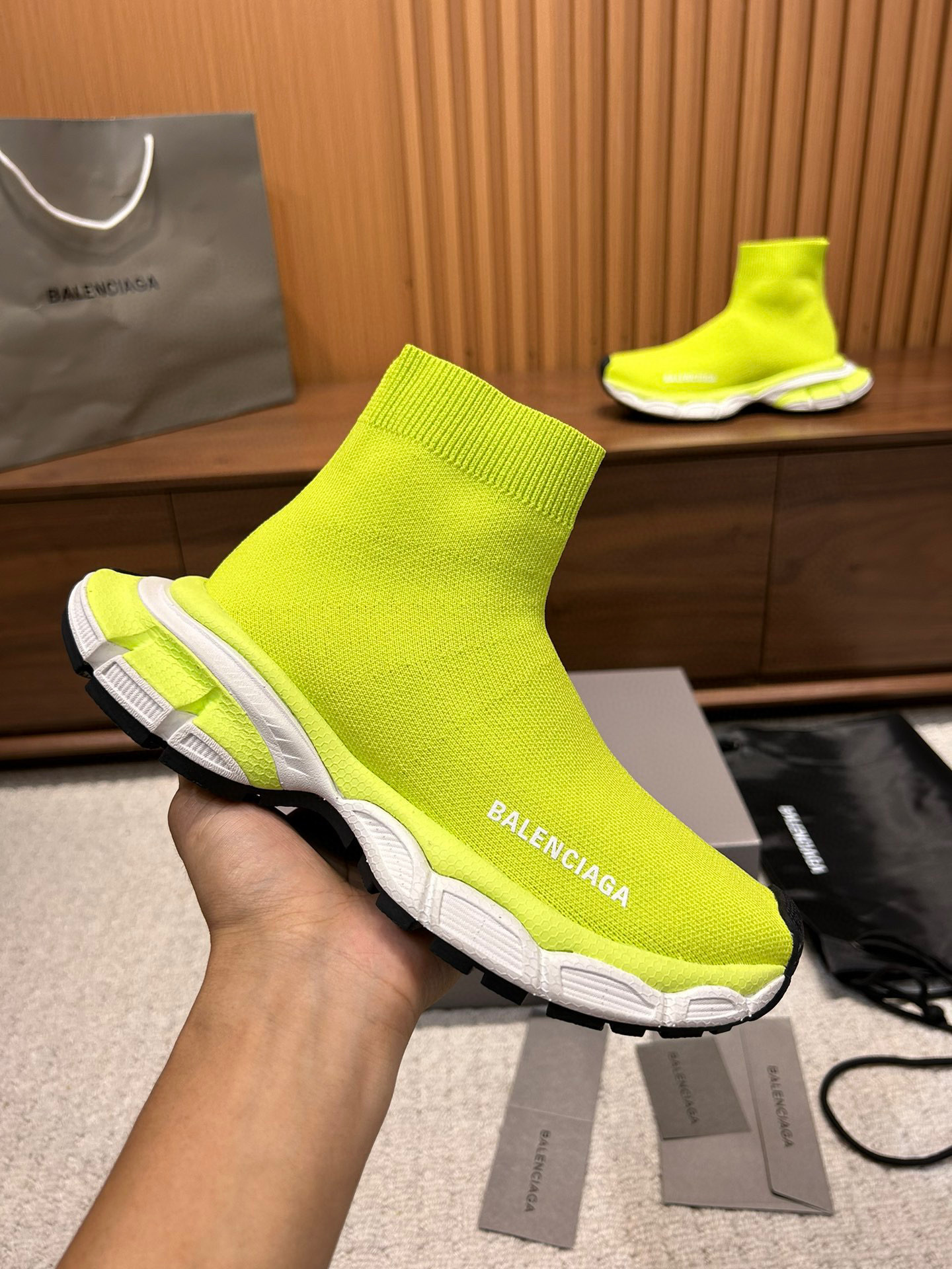 balenciaga unisex neon green sock sneakers, size 35-46 - Image 4