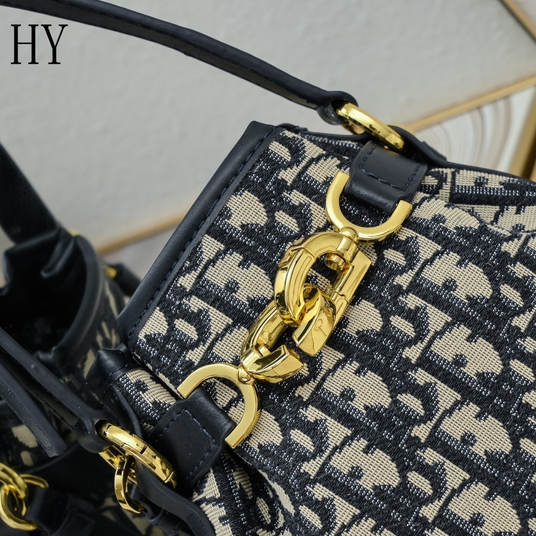 dior mini bucket bag - 17x7x18 cm - Image 4