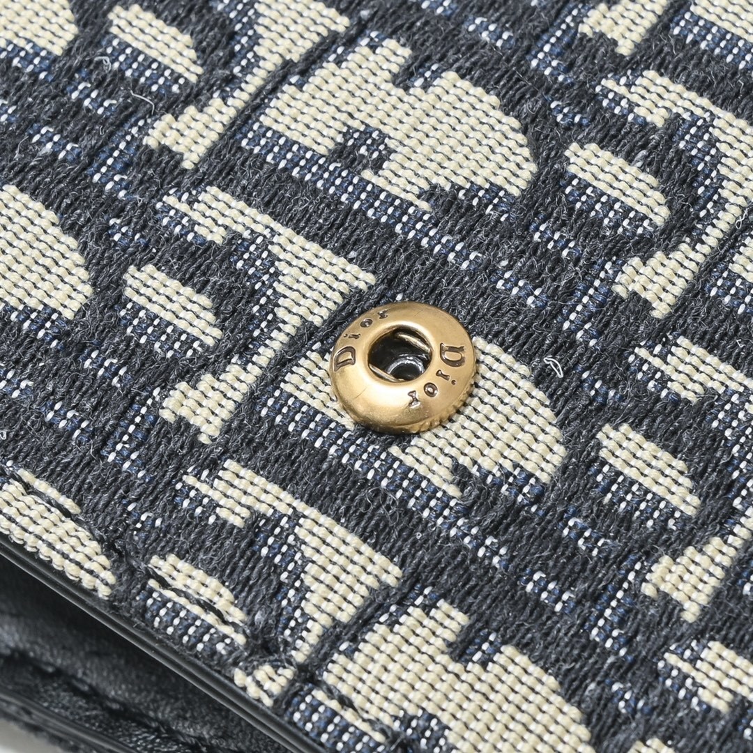 dior 19*11 monogram canvas clutch with chain - Image 4