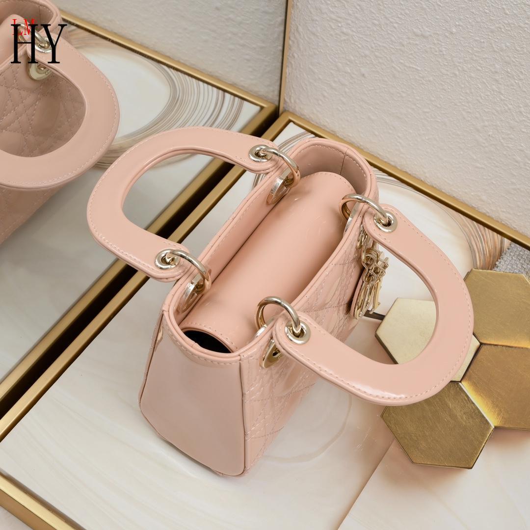 dior 17cm pink patent leather handbag - Image 4
