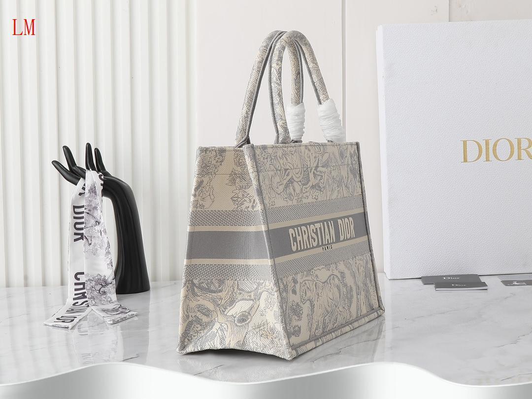 dior christian dior tote bag - 36 x 27.5 x 16.8 cm - Image 4