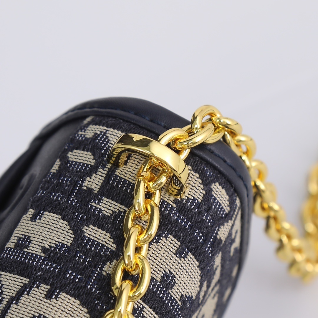 dior 21.5x12x6 cm monogram crossbody bag - Image 4