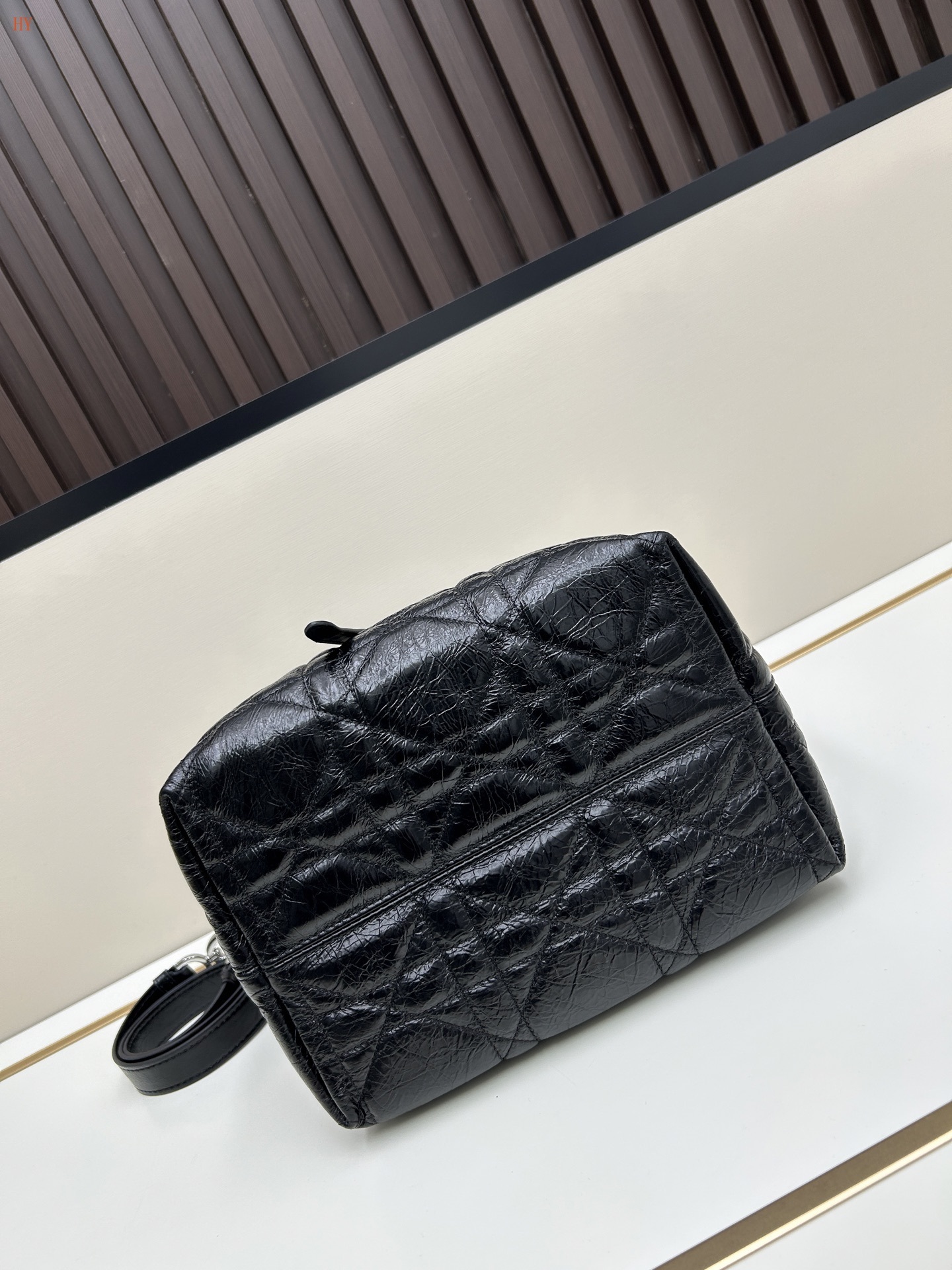 dior black leather tote bag 20*22*18 cm - Image 4