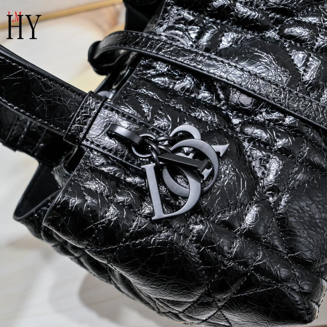 dior black quilted handbag set - 23x15x15cm - Image 4