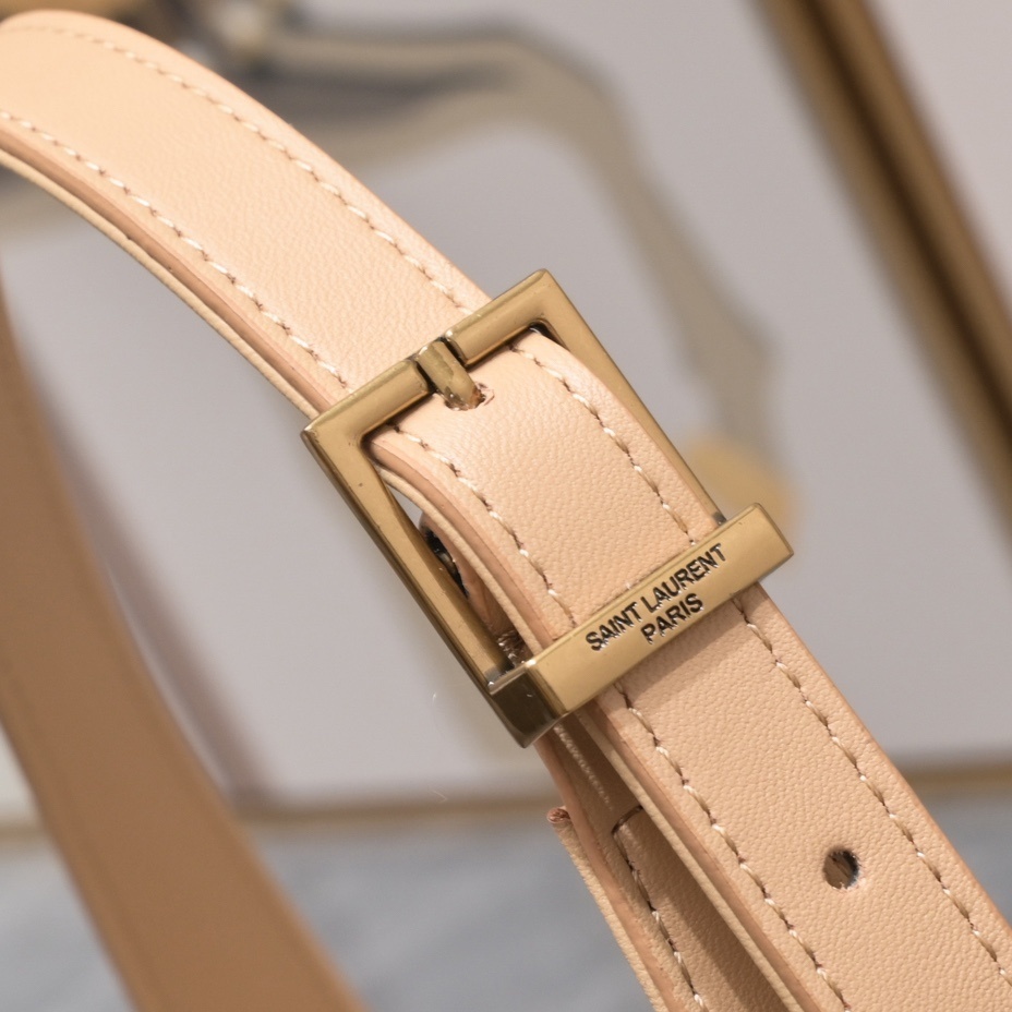 yves saint laurent quilted handbag - 24*18*5.5 - Image 4