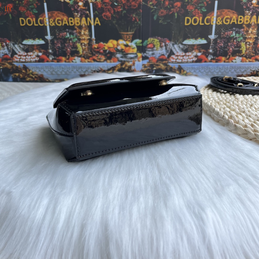 dolce & gabbana black patent leather handbag 17.5x13.5x6.5 - Image 4