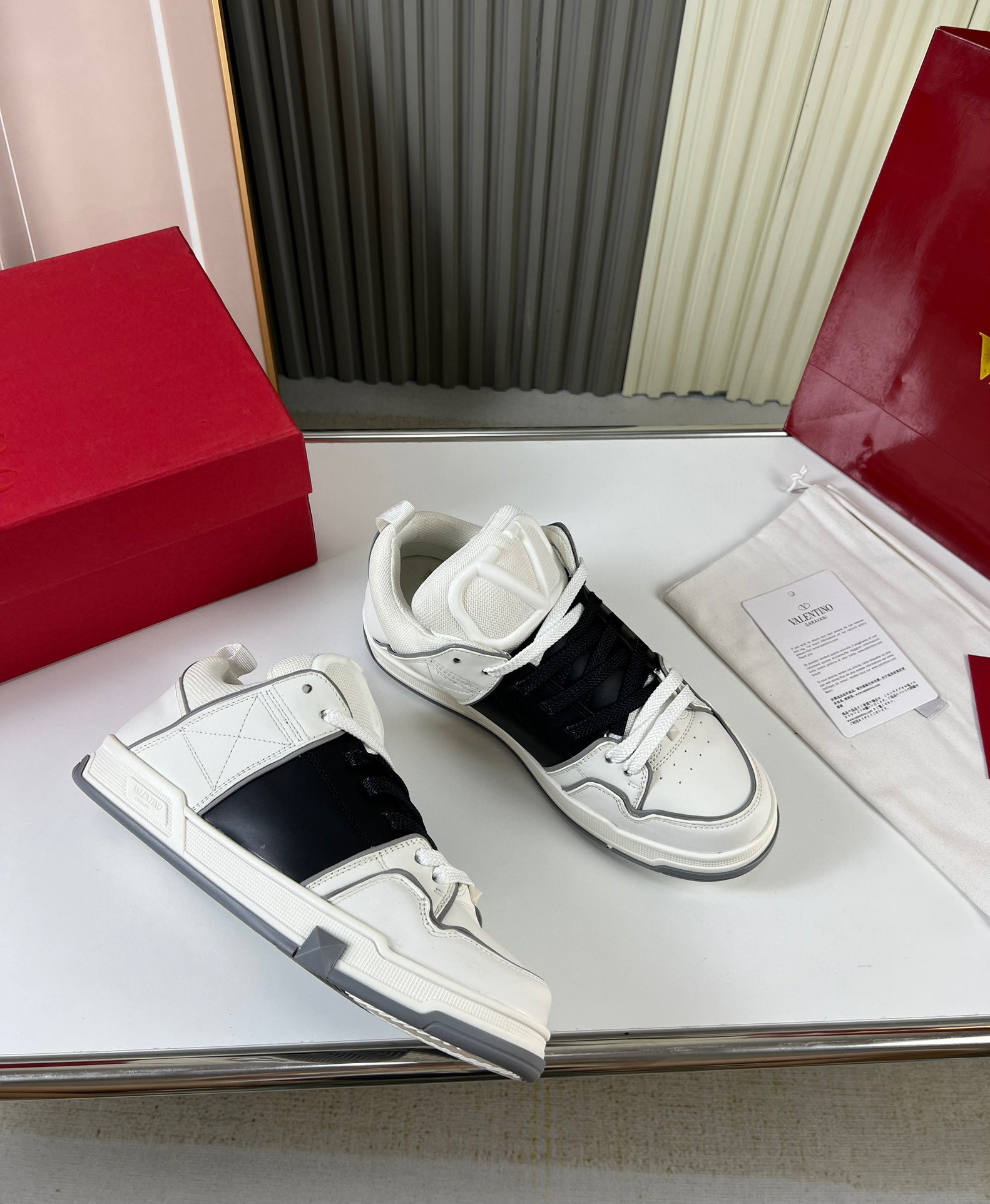 valentino casual sneakers size 38-44 - Image 4