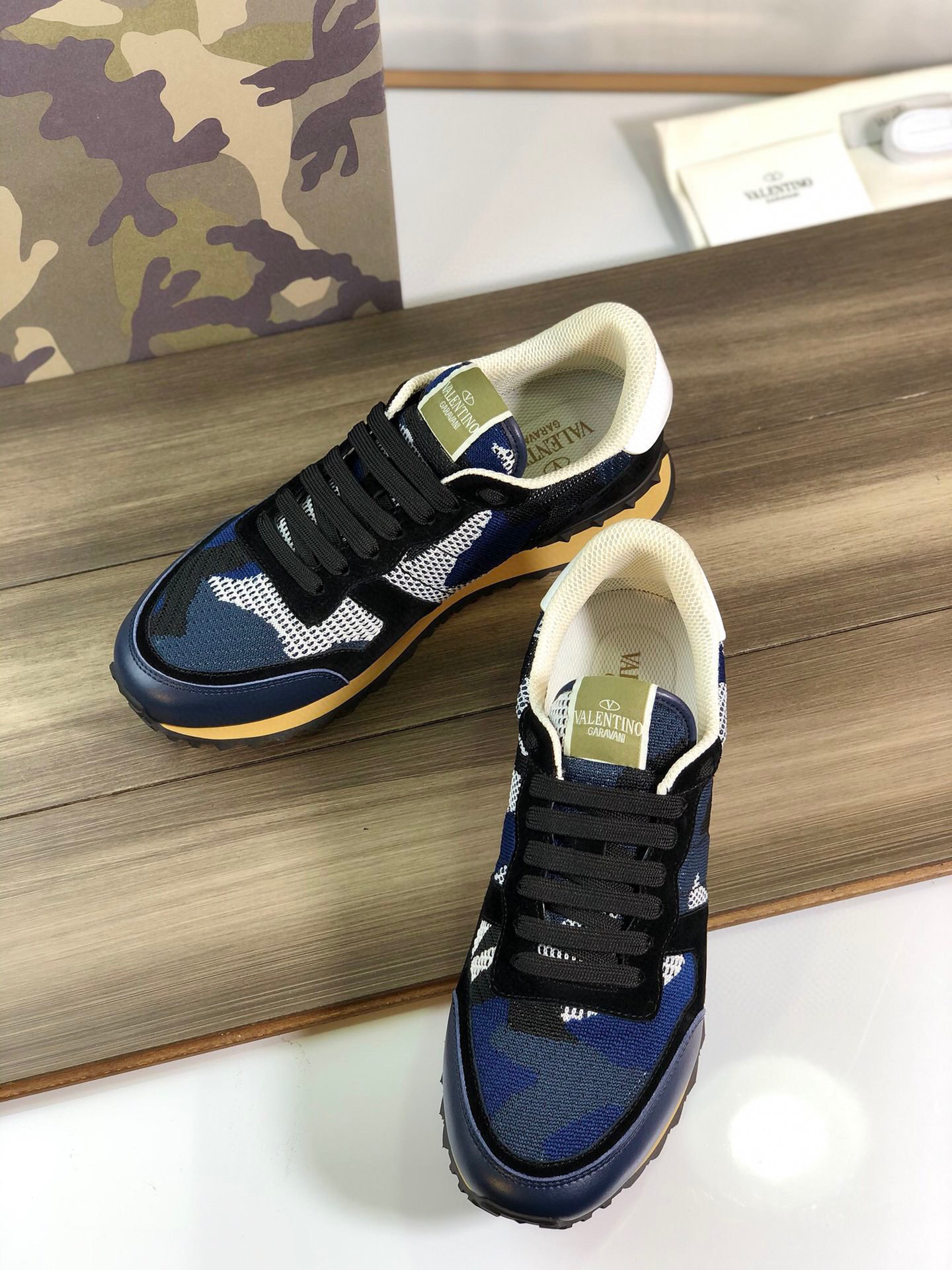 valentino casual sneakers size 38-44 - Image 4
