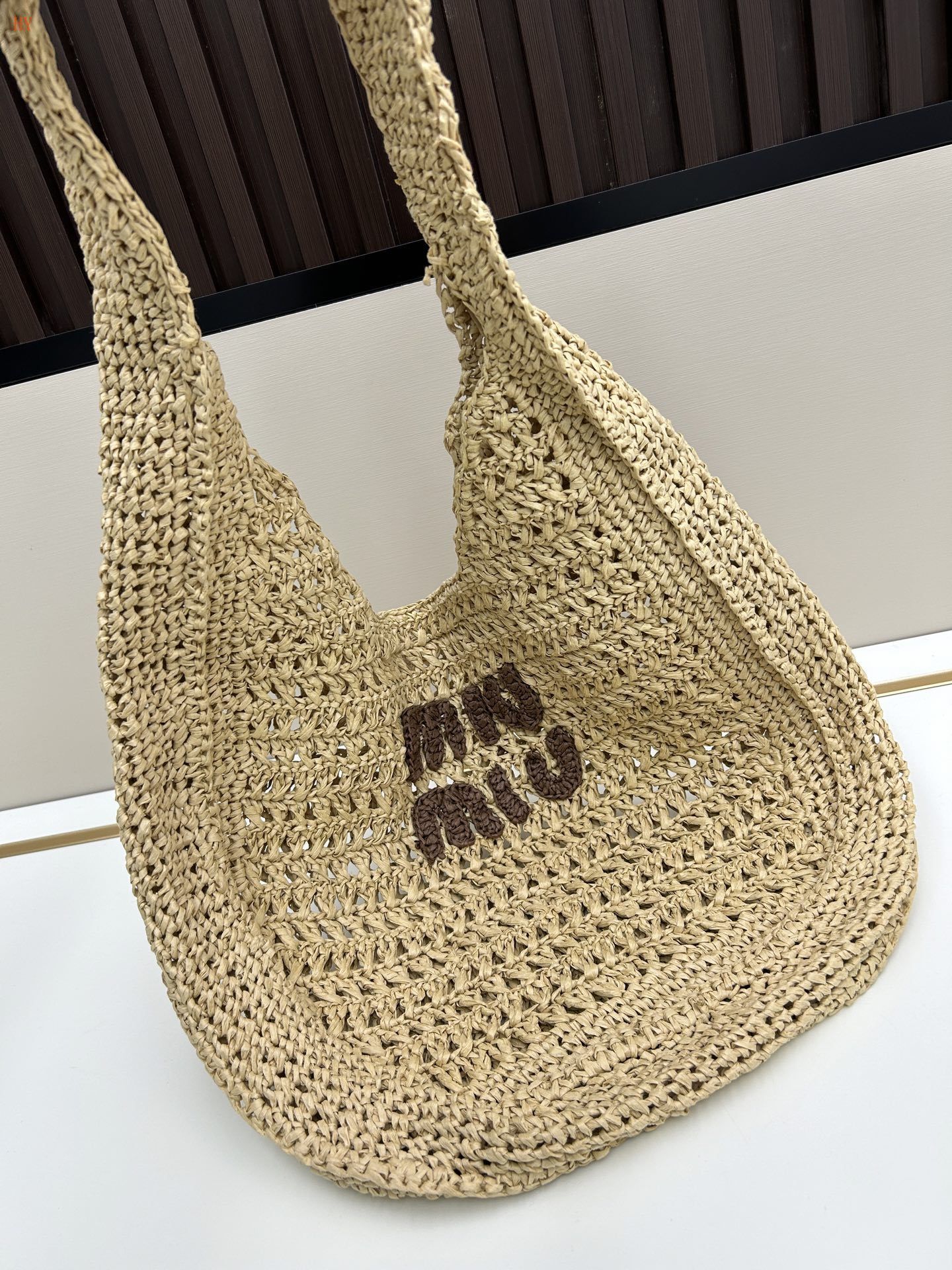 miu miu woven tote bag - 47x32 cm - Image 4