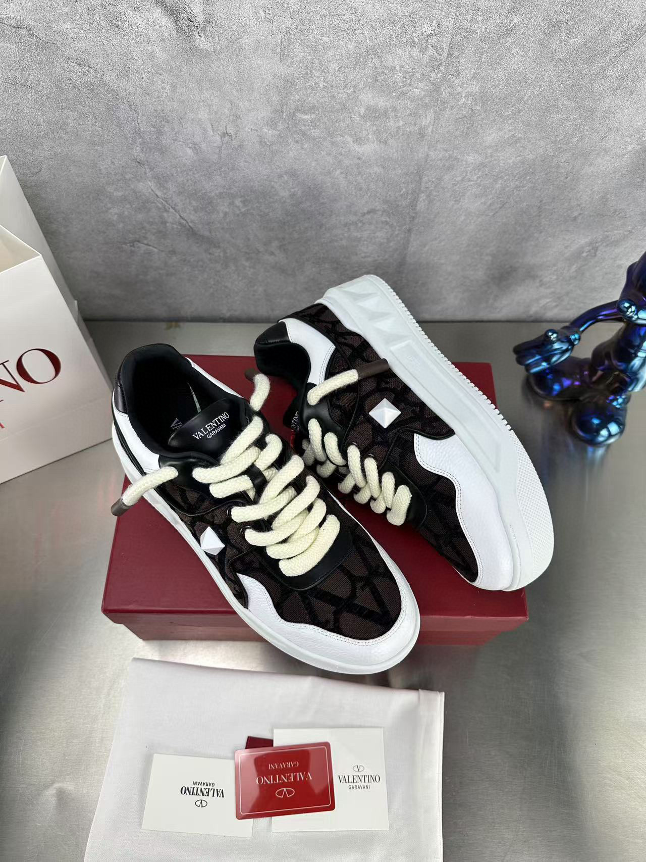 valentino couple sneakers 35/44 8063370 - Image 4