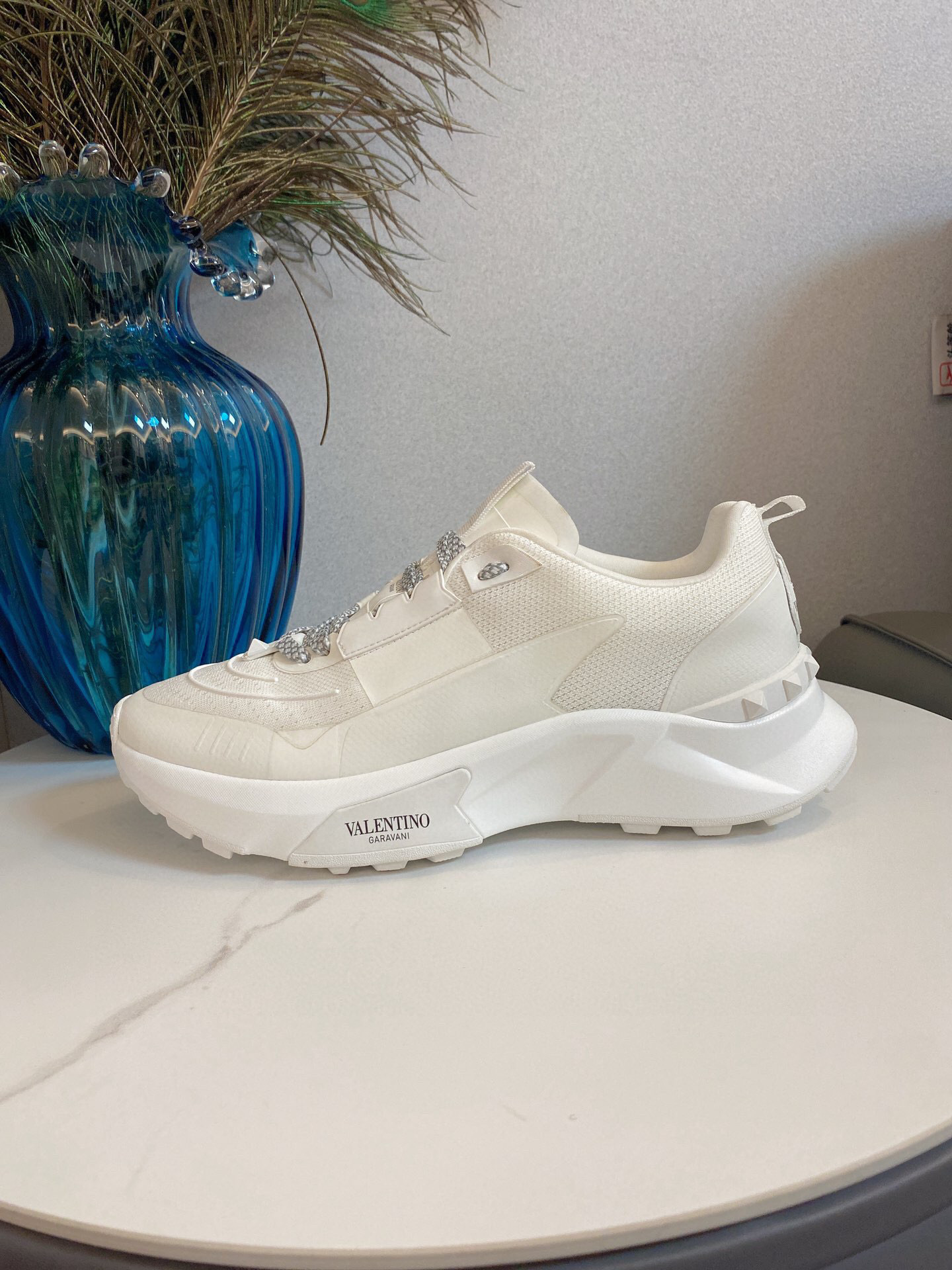 valentino unisex sneakers - size 35-44 - Image 4