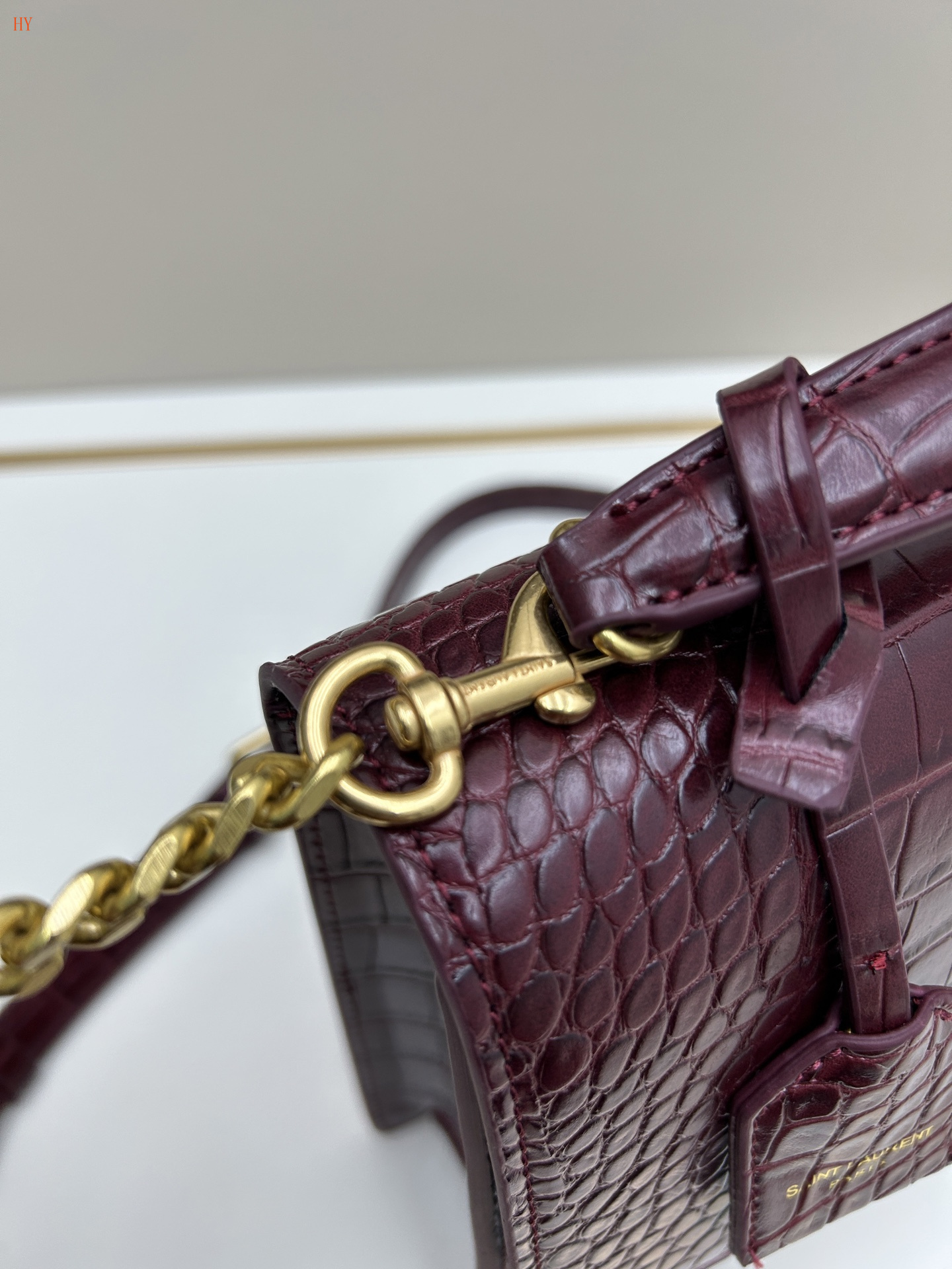 yves saint laurent crocodile pattern bag 25*17*6 cm - Image 4