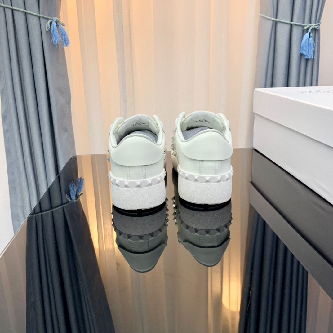 valentino couples sneakers 35-44 with studded design - Image 4