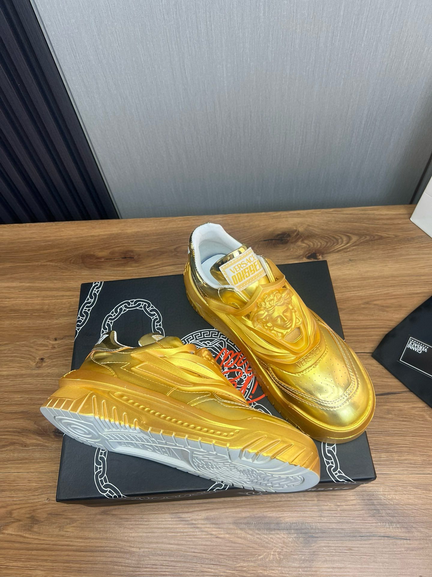 versace casual shoes - gold - sizes 38/44 - Image 5