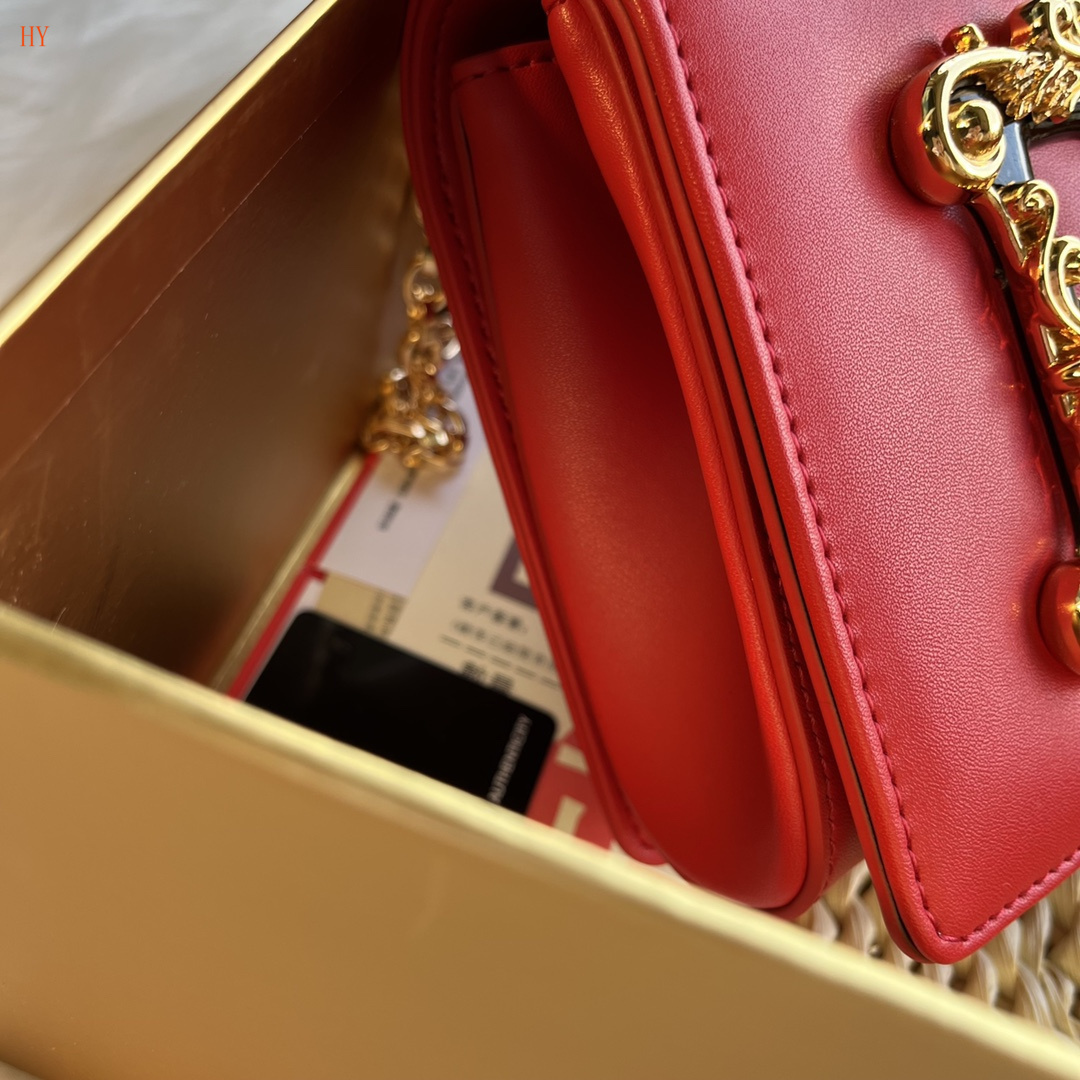dolce & gabbana red dg logo bag 21x15x4 cm - Image 5