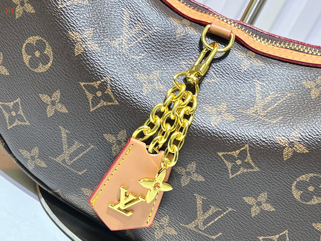 louis vuitton monogram shoulder bag 33*22*9 - Image 5